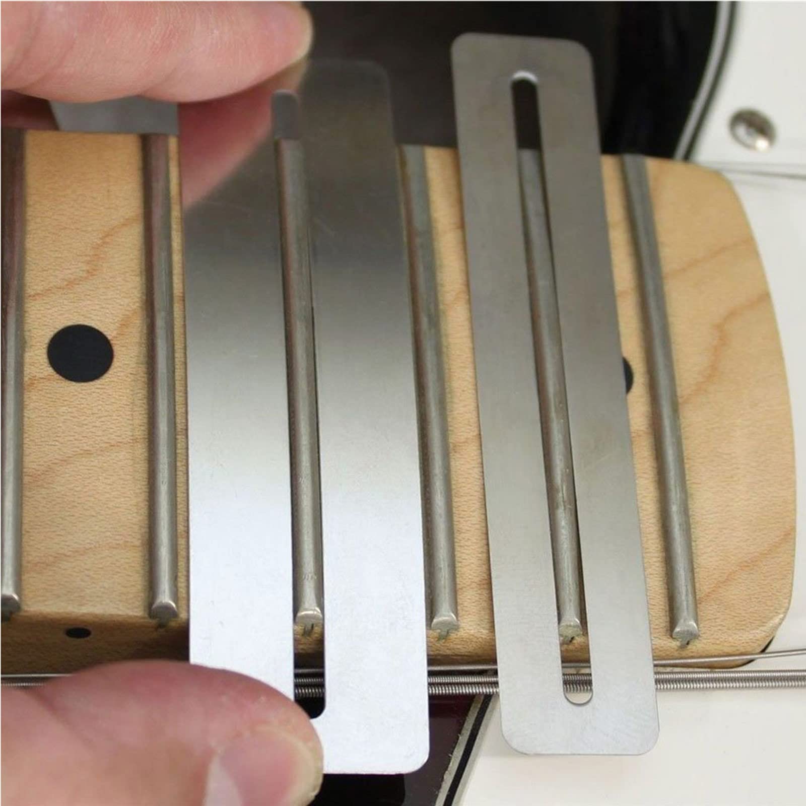 hero-s 2Pcs/lot Guitar Fret Protector Metal Fret Fingerboard Guard Bass Guitar Fretboard Protector Set Fret Guard Guitar Tools Guitar Tools Set Guitar Fingerboard Guards Fingerboard Guards Protectors