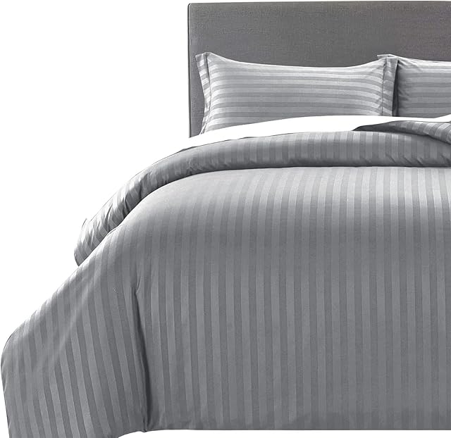 MOONLIGHT20015 Single Duvet Cover Set Hotel Quality Stripes Satin Bedding Sets with Pillowcase, Reversible Hypoallergenic Soft Breathable Bed Covers (Light grey, Single)