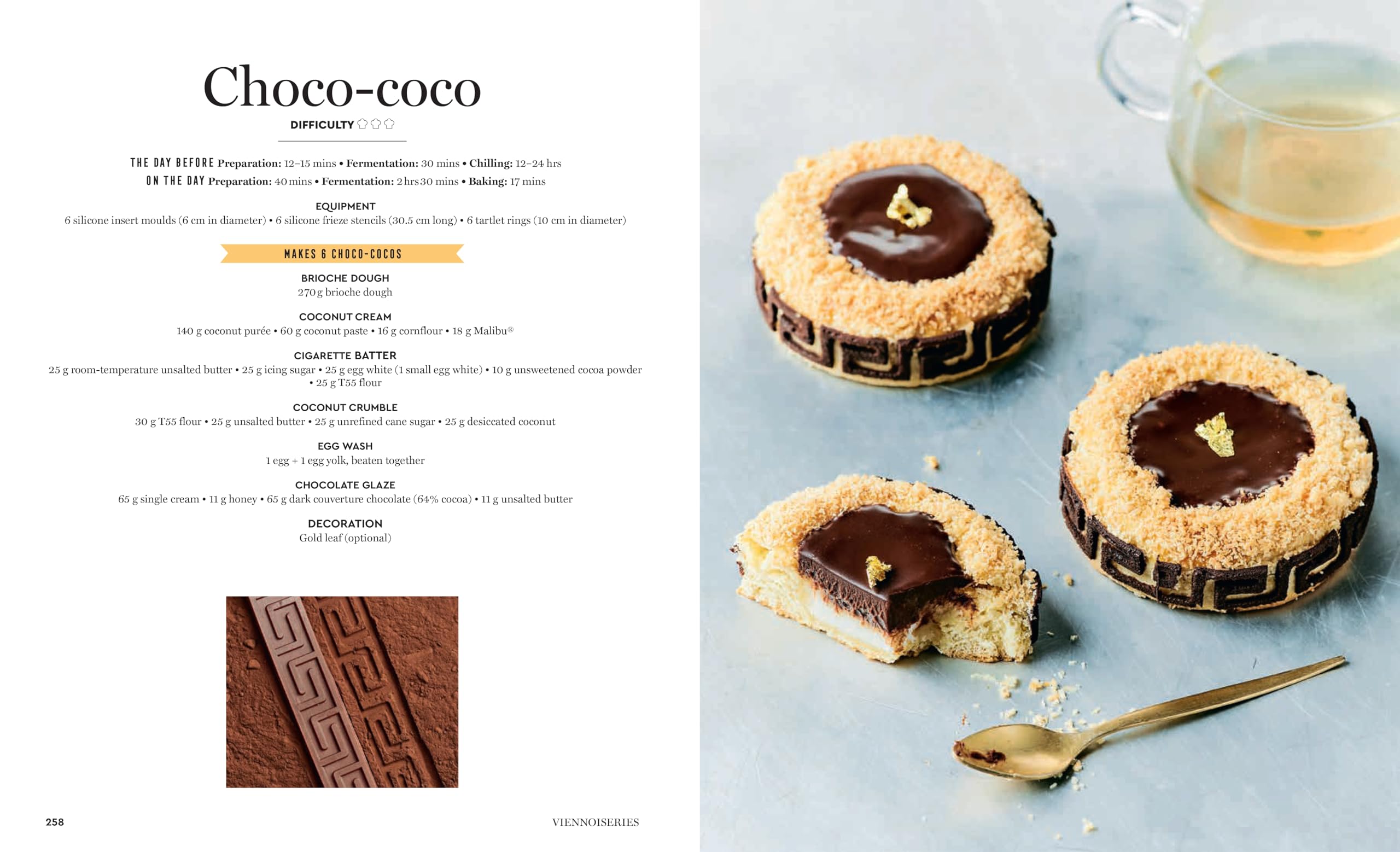 Le Cordon Bleu Bakery School: 80 Step-By-Step Recipes for Bread and Viennoiseries