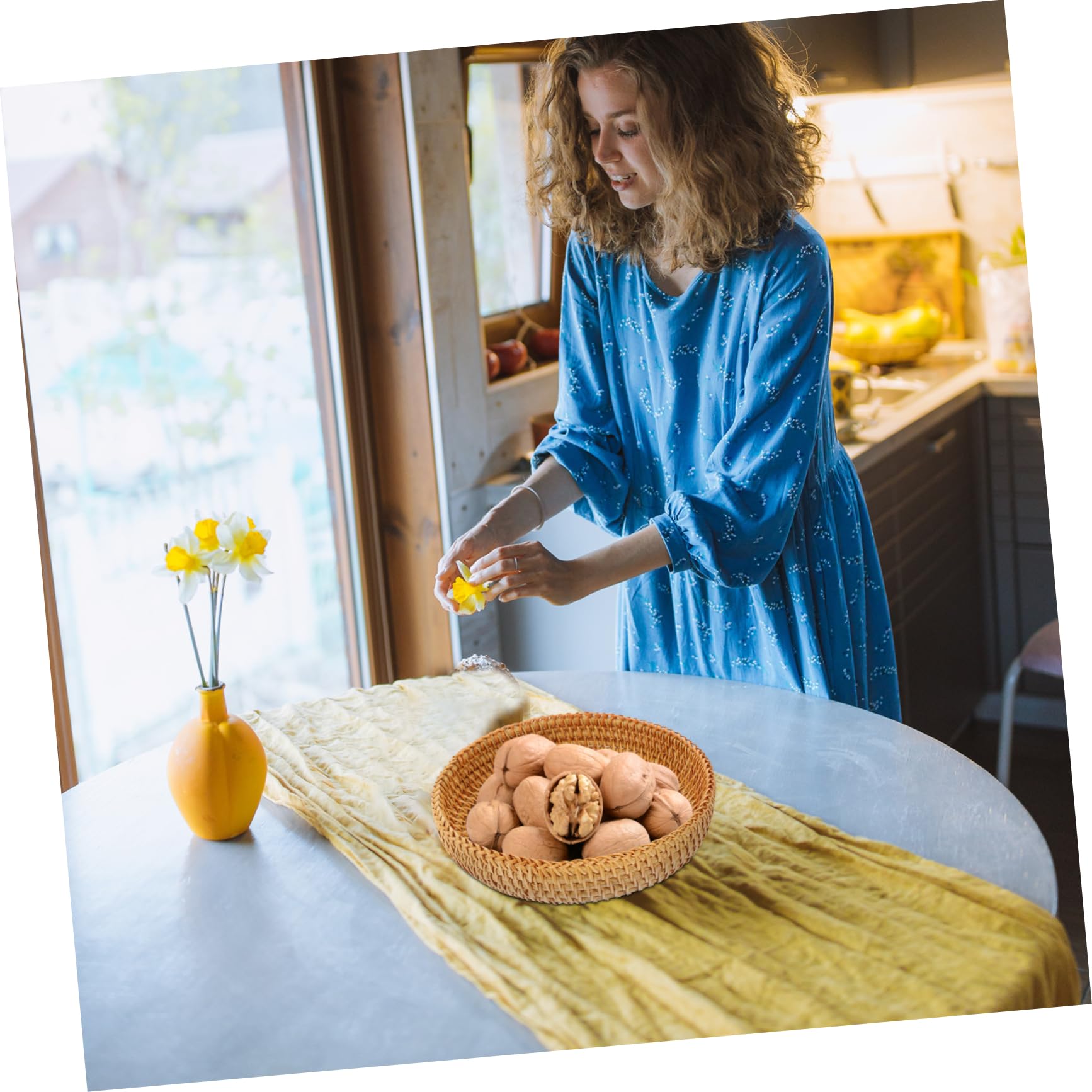 Unomor Rattan Woven Storage Basket Large Round Tray for Organizing Fruits Breads and Snacks Multi Functional Tabletop Storage Box with Natural Charm for Home