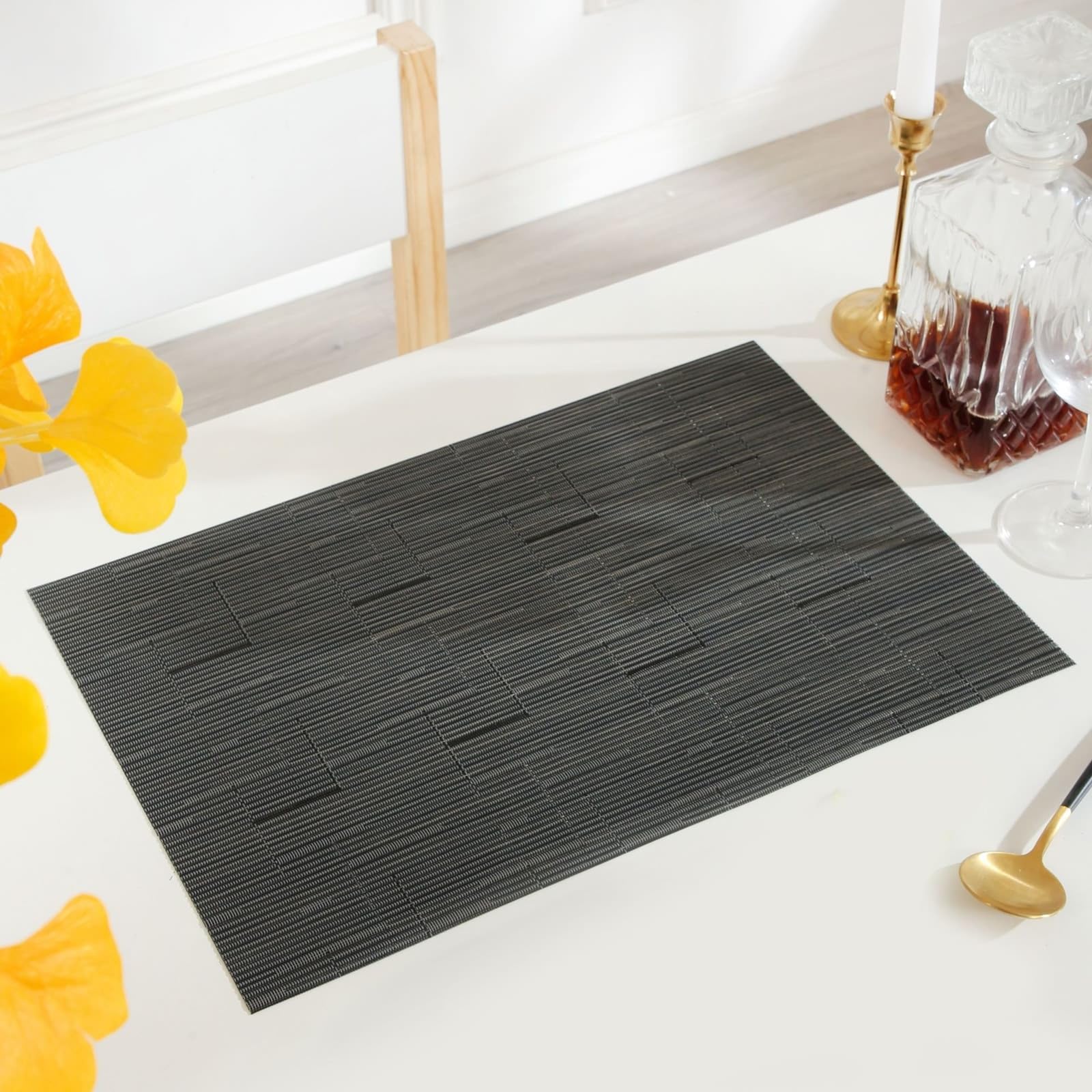 AMDXD Lot de 10 sets de table modernes en PVC avec lignes tissées et texture lavable, personnalisés, carrés, pour cuisine et restaurant, gris noir, 30 x 45 cm