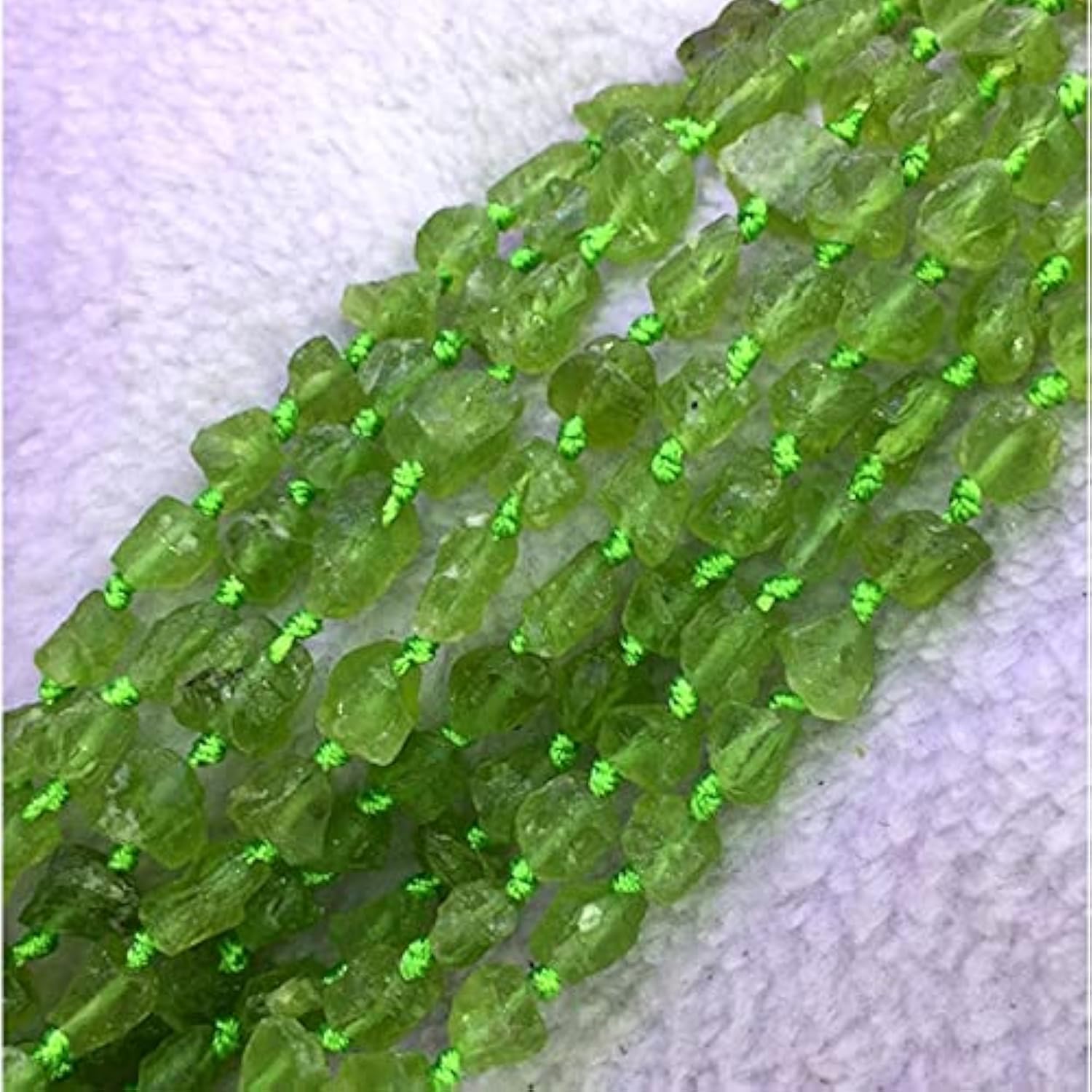 Péridot naturel perles pépites rudes brutes 6-8mm fil de pierre verte facettée