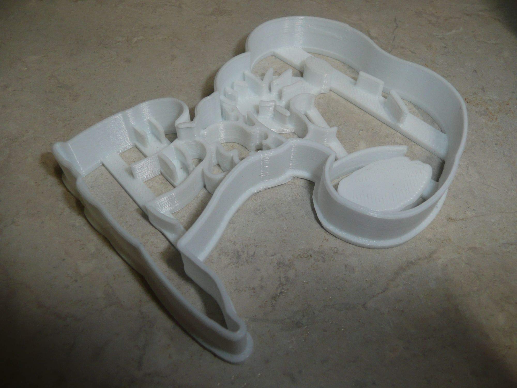 Beagle Dog Cookie Cutter - Cartoon Pet Inspired Baking Tool 3.75x4.5 Inches