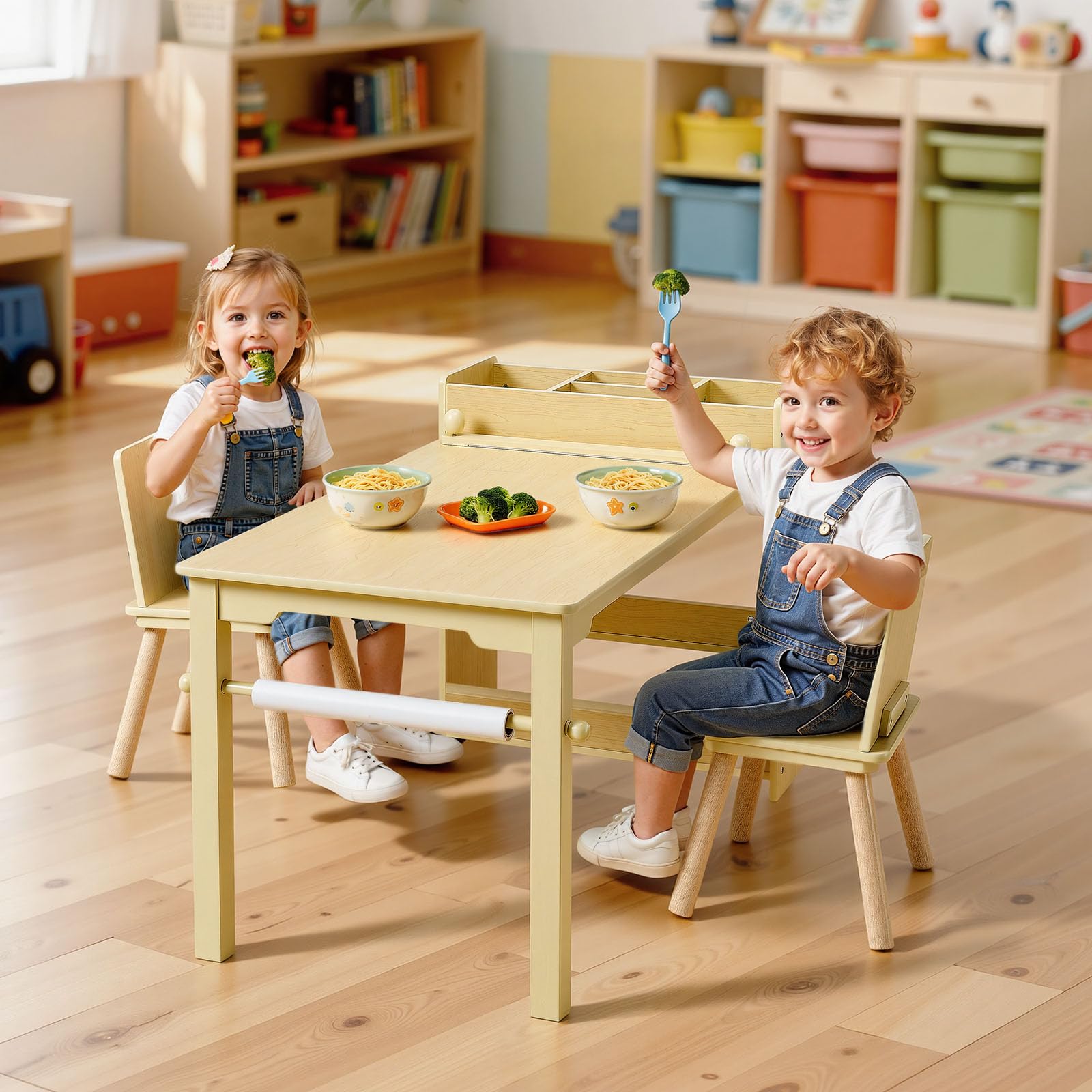 VEVOR Table d'art pour Enfants avec 2 Chaises, Bureau d'Activité avec Étagères de Rangement 3 Niveaux, Kit en Bois pour Tout-Petits, pour Lecture Dessin Bricolage Apprentissage Écriture, Bois Clair