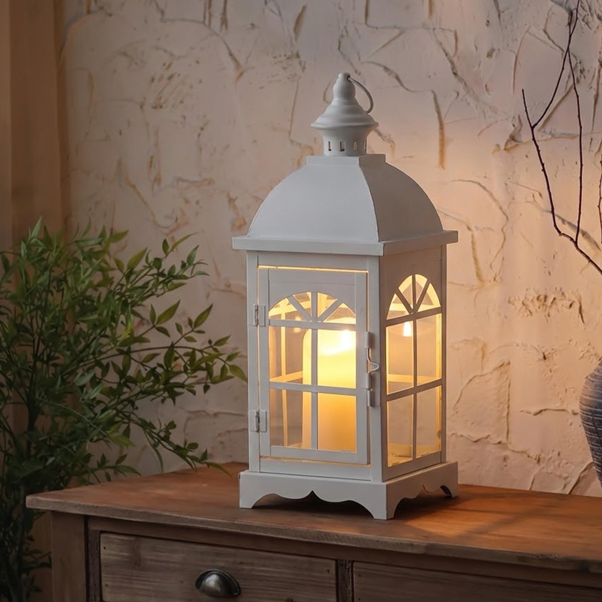 TRIROCKS Dekorative Vintage-Kerzenlaternen, 37 cm Hoch, Bauernhaus-Hängekerzenhalter mit Gehärtetem Glas, für Veranda, Balkon, Terrasse, Haus, Garten, Hochzeit, Drinnen und Draußen (Weiß)