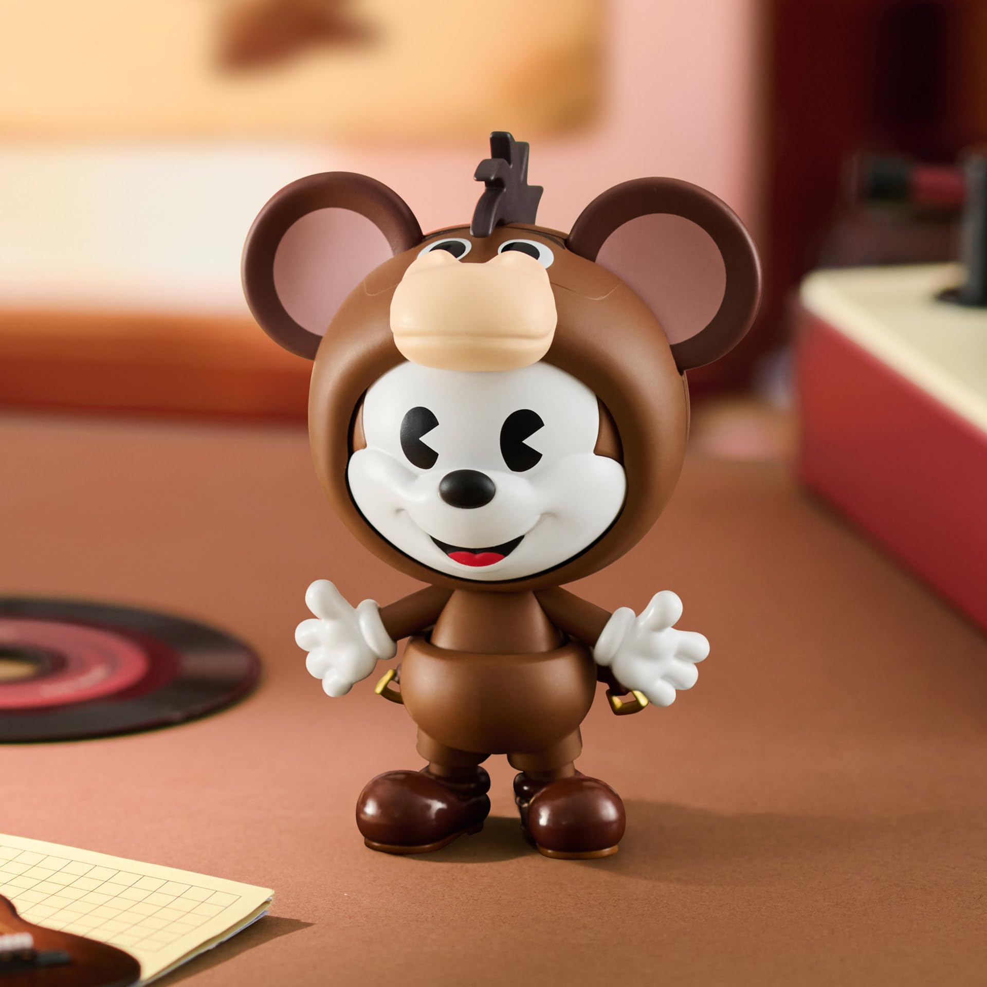 ポップマート ディズニー ミッキー リミックスド：ミッキーミーツ Amazon.co.jp: POP MART Disney Mickey Remixed: Mickey Meets Pixar