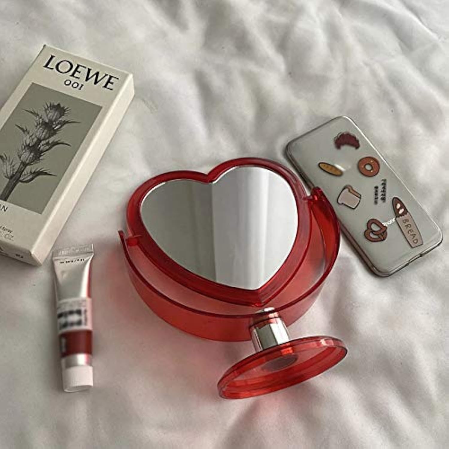 HOKY 1Pc Acrylic Double Side Makeup Mirror Cute Heart Shaped Cosmetic Mirror, Transparent Base Home Bedroom Desktop Make Up Mirror (Red)