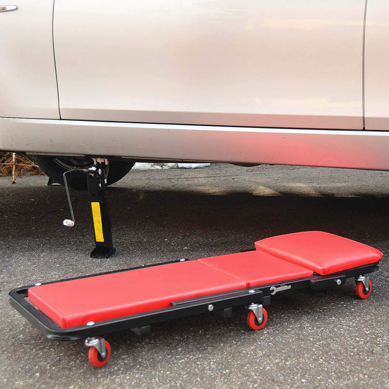 WALTER Werkstatt Rollliege 2 in 1, vielseitige Montageliege und Werkstatthocker mit gepolsterter Liegefläche, Sitzhöhe ca. 50 cm, max. Belastung 150 kg, inkl. Schlüssel zur Schraubenbefestigung