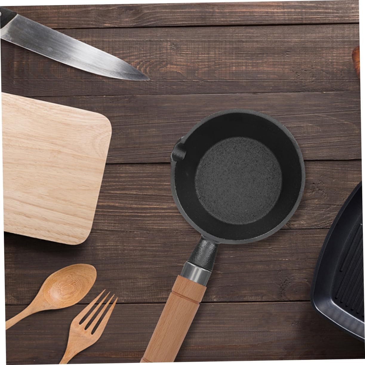 PRETYZOOM 2pcs Mini Cast Iron Pour Oil Pot Set Small Frying Pan for Butter Oil and Eggs Sturdy Kitchen Accessory Handle for Indoor Cooking