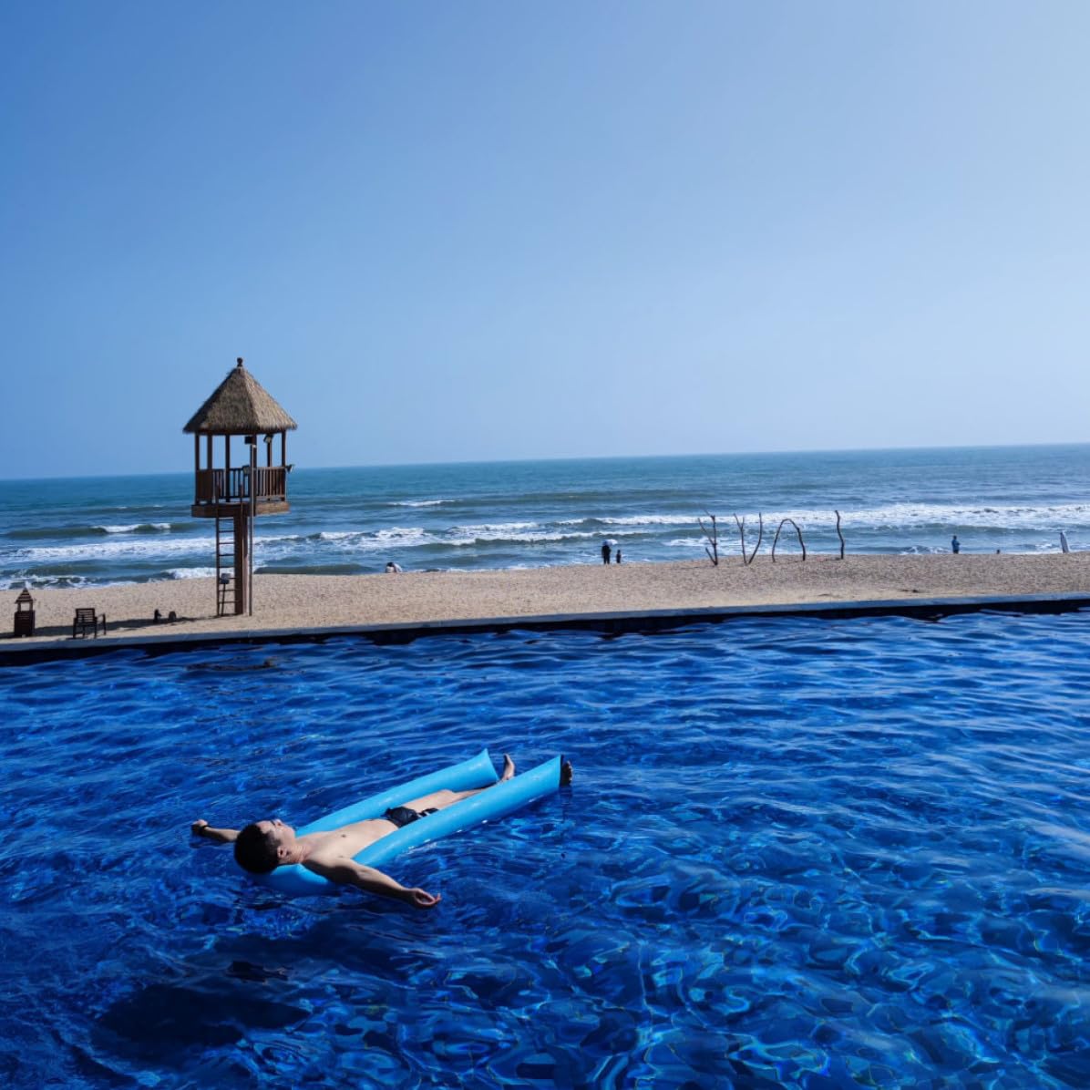ERINGOGO Materassino Gonfiabile Leggero in Nailon Blu per Piscina Stagionale, Letto Galleggiante Portatile per Nuoto e Relax in Acqua