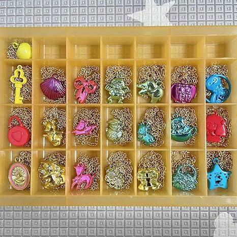 Amazon セボンスター 22個セット カバヤ 食玩 お菓子 おまけ 80年代 90年代 平成レトロ おもちゃ ネックレス ペンダン 通販