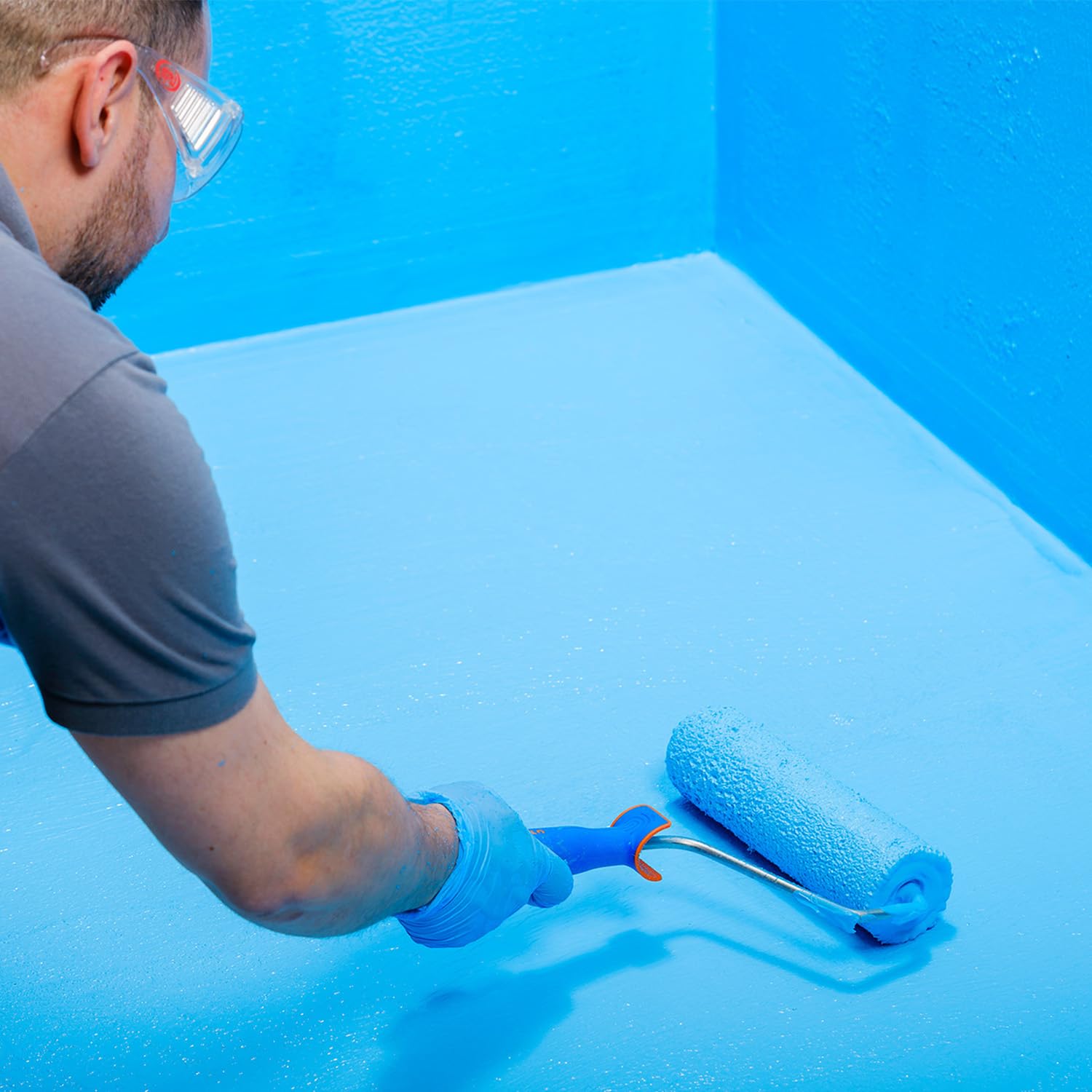KNAUF - Impermeabilizante Latex Azul 5 kg - Listo para Usar - En Base Sintético y Aditivos Inertes - Utilizar Previo al Alicatado en Zonas Húmedas - Excelente Adherencia Multisuperficie