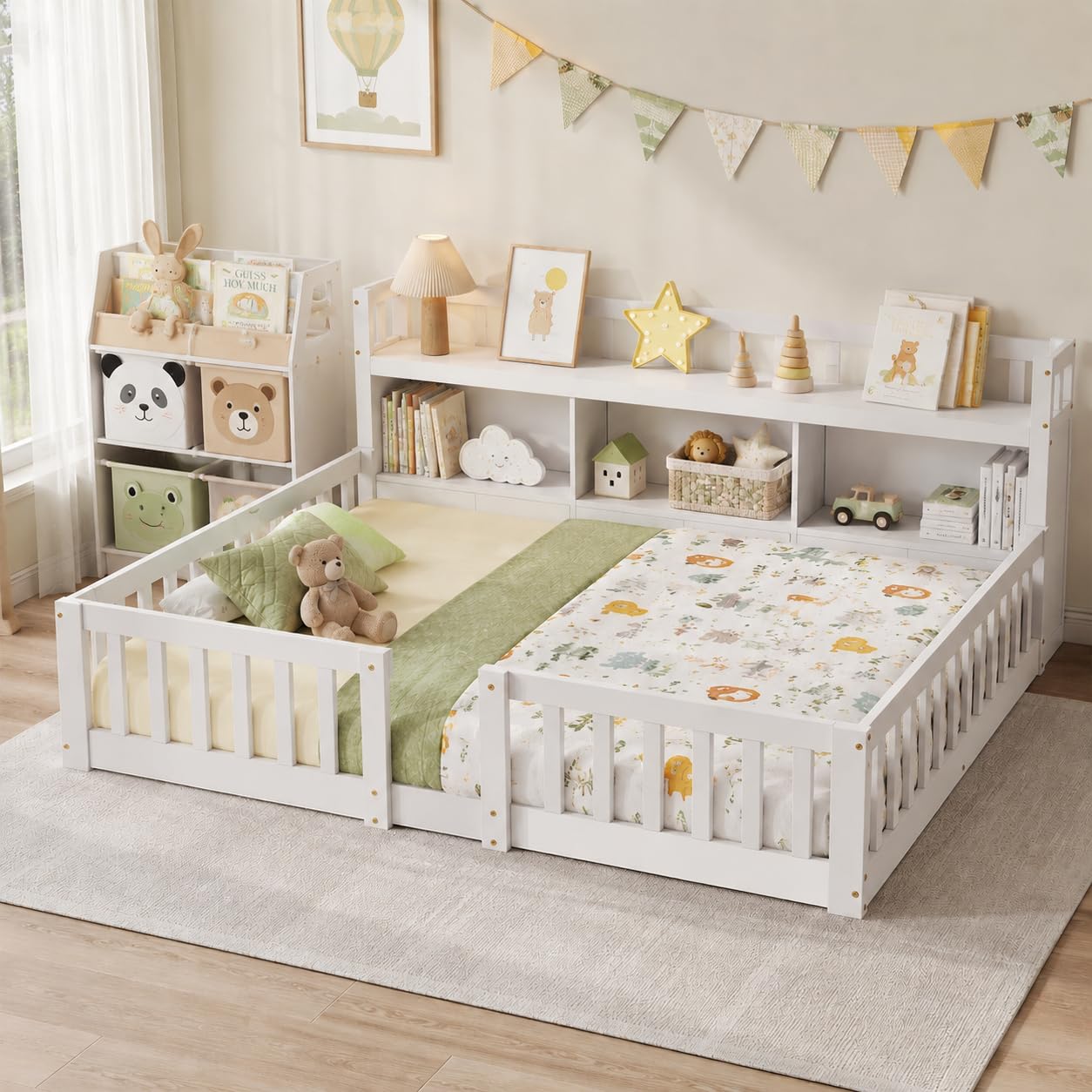 Cama en el suelo Montessori para niños, 140 x 200 cm, cama de suelo de madera con biblioteca integrada y guardabarros, cama infantil en el suelo con somier de láminas, blanco (sin colchón)