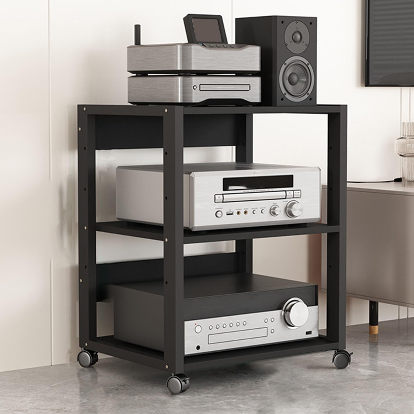 Étagère d'angle pour TV et consoles de jeux : optimisez votre petit espace