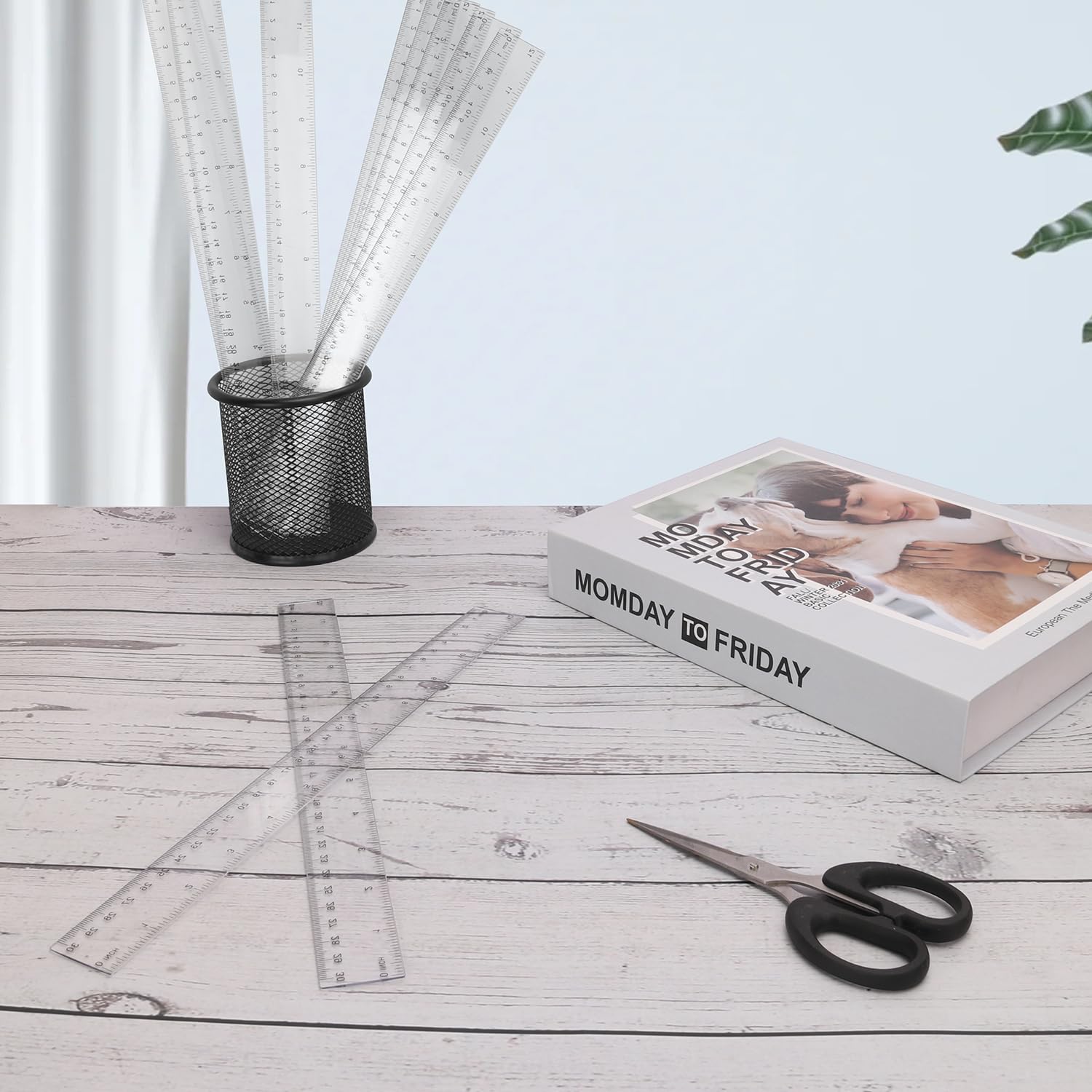 200 Stück 30,5 cm Klassenzimmer-Lineale, transparentes Kunststoff-Lineal, transparentes Lineal mit Dual-Skala-Messung, einfach zu verstauen, für Bildung, Schule, Zuhause oder Büro und praktische