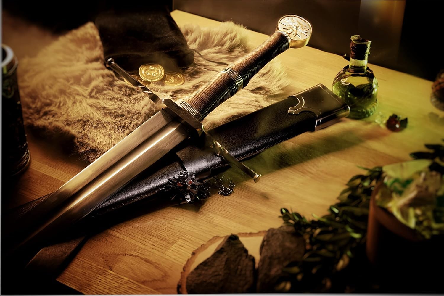 57 SPECIAL REPLICAS Replica di spada decorativa – Pada Geralt 126 cm con fodero – Lama in acciaio inox – Impugnatura in legno e cuoio – The Wither – Spada da collezione o esposizione – ZS637