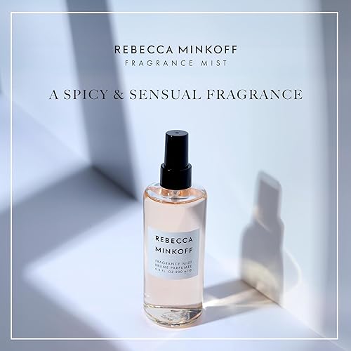 Miniatura 2 de Rebecca Minkoff Spray corporal para mujer  Spray corporal con notas de cardamomo, cilantro, bergamota, tabaco, jazmín, tonka y pachulí  6.8 onzas