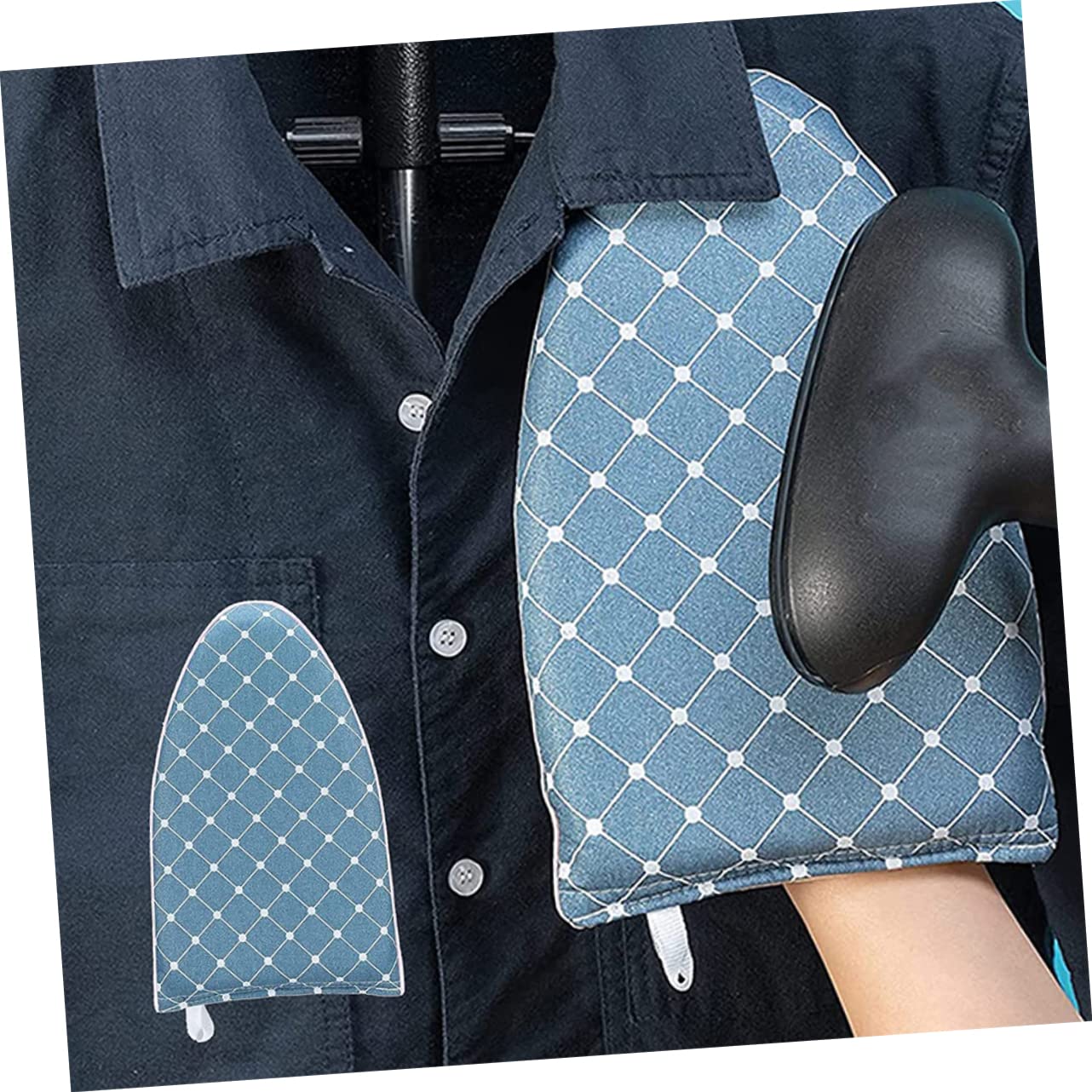 GRIRIW 2pcs Handheld Ironing Gloves Gloves for Steaming Clothes Portable Ironing Board Accessories Hanging Design for Home and Travel Use