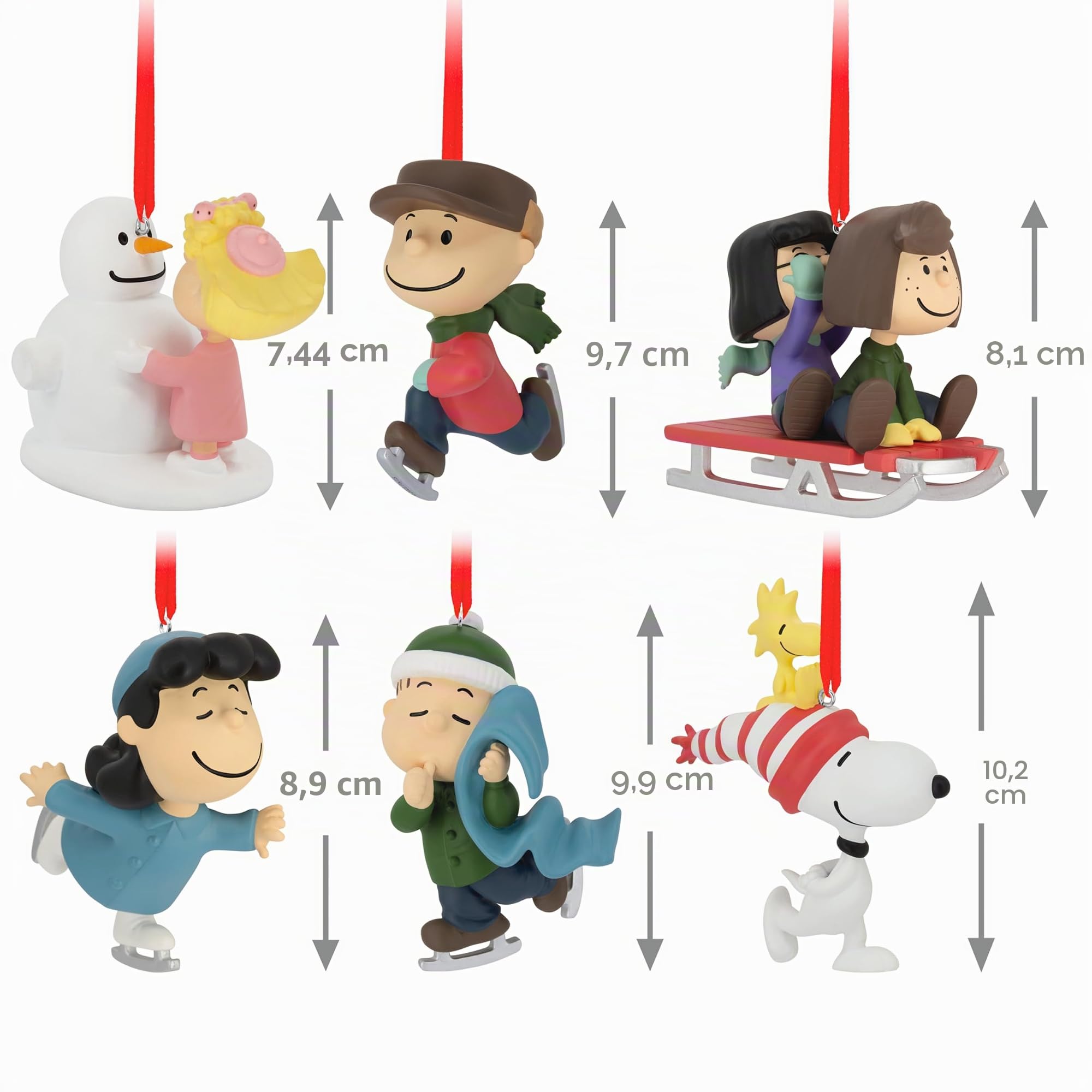 Hallmark Erdnüsse Ornamente zum Sammeln, 6 Stück, Erdnüsse Gang Winter Aktivitäten Figuren, hängende Ornamente, Snoop, Holzstock, Charlie Brown, Weihnachten