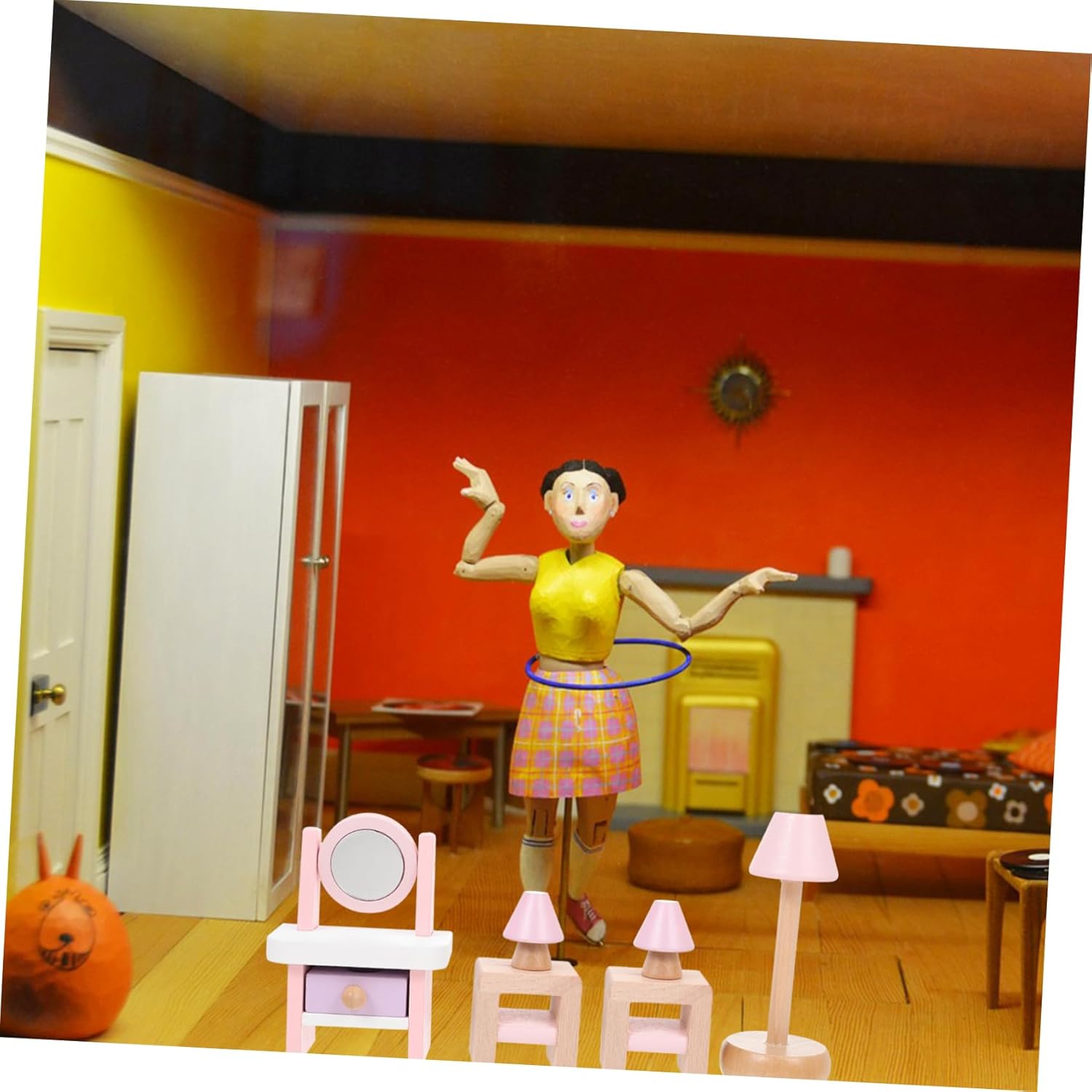 22pcs Mini Furniture for Dollhouse Realistic Bedroom Kitchen and Living Room Decor for Creative Play and Imaginative Storytelling