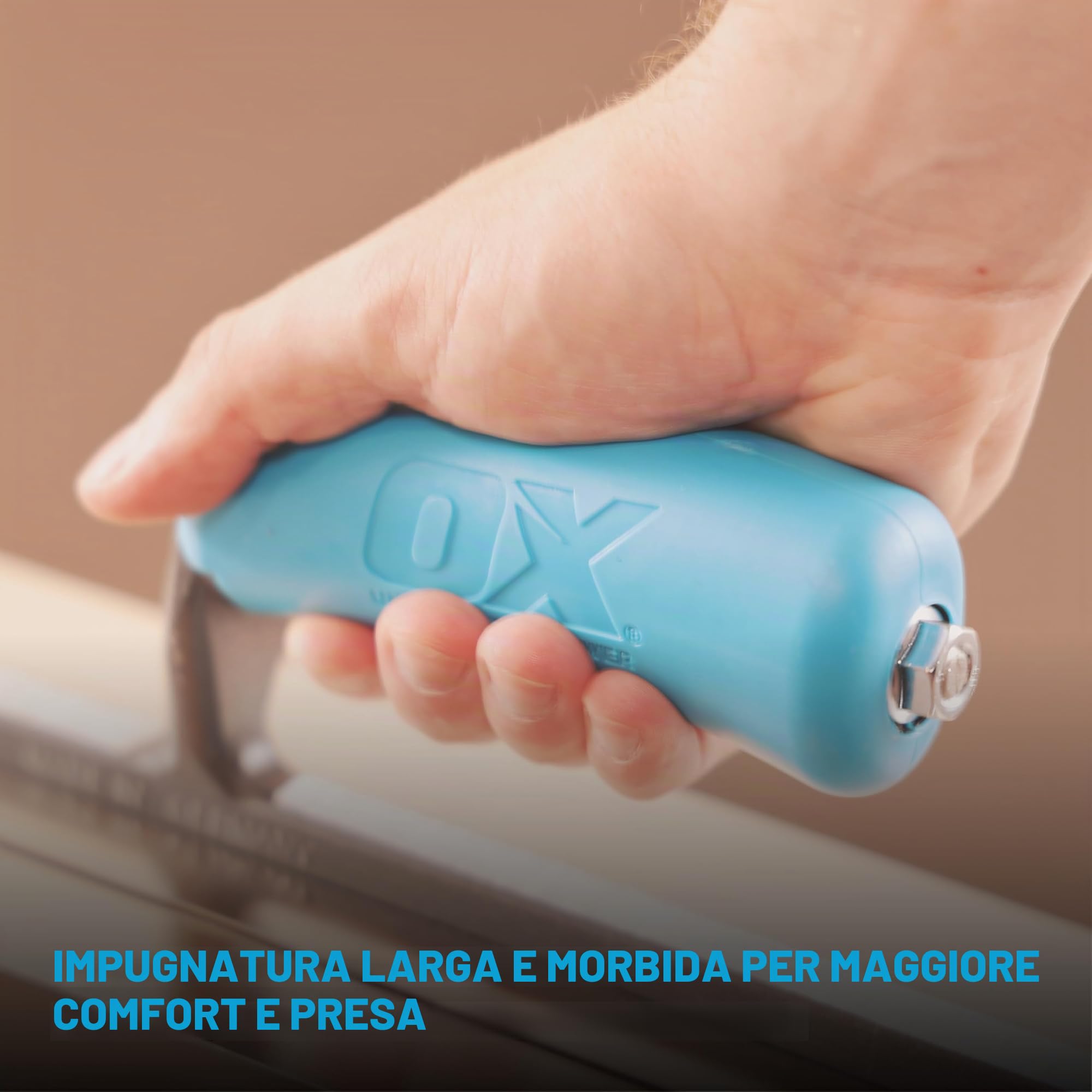 OX Pro UltraFlex Finishing Trowel 16in / 405 x 110 mm