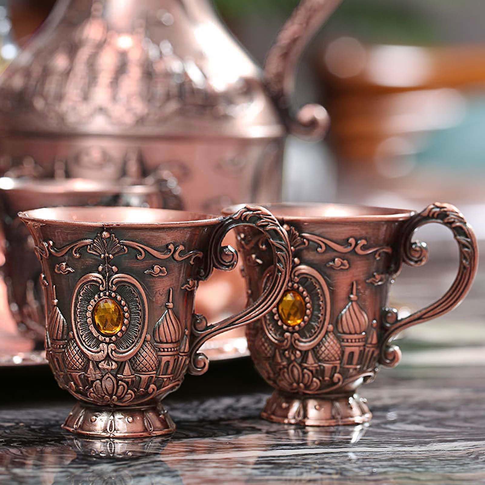 Turkse theeset met 6 kopjes en dienblad Art Crafts wijnkaraf en glazen