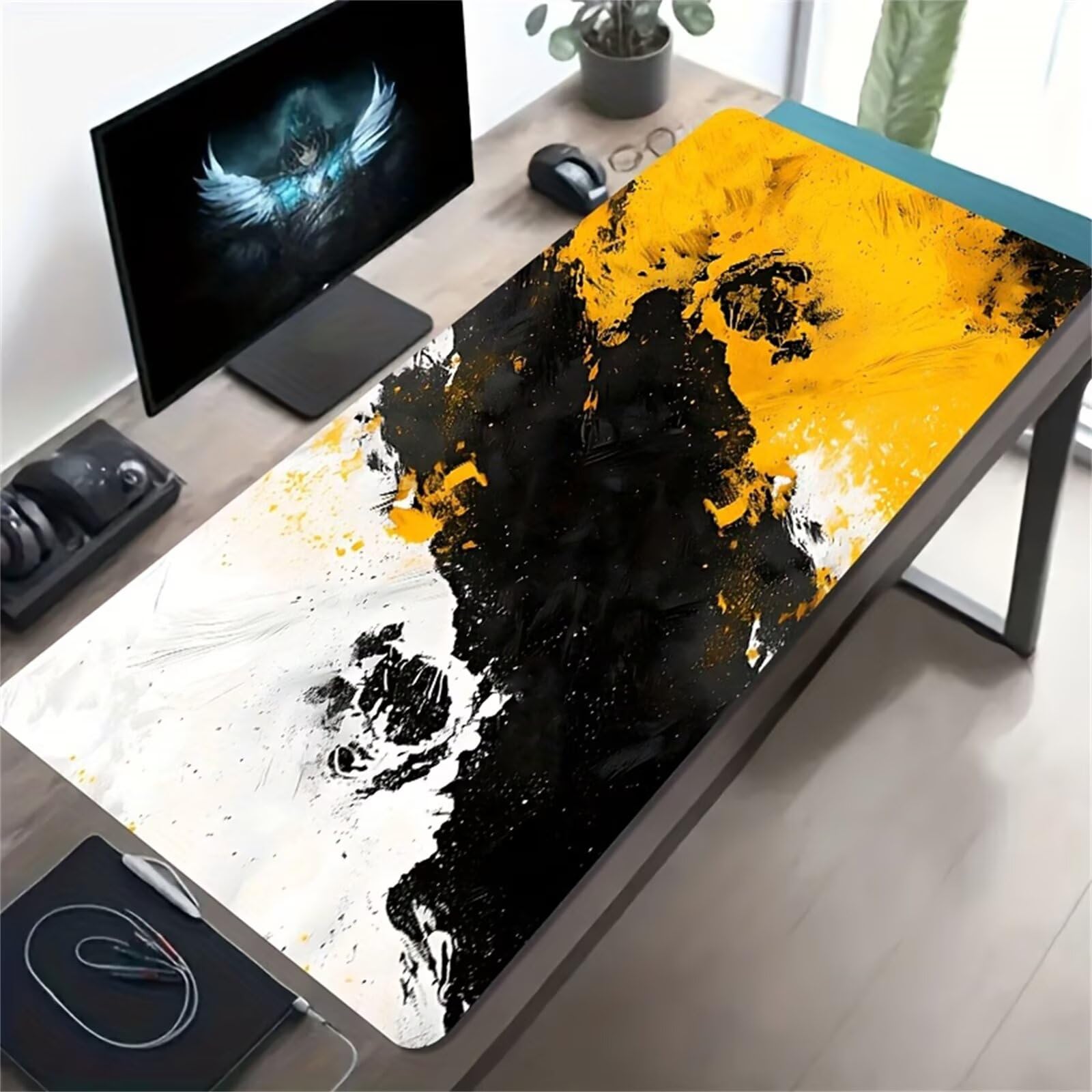 Tappetino per Mouse Gaming XXL 1200x600x2 mm, Mousepad Extra Large da Scrivania con Bordi Cuciti, Tappetino per Tastiera Antiscivolo, Superficie Ottimizzata per Sensori Ottici, Nero Bianco Giallo