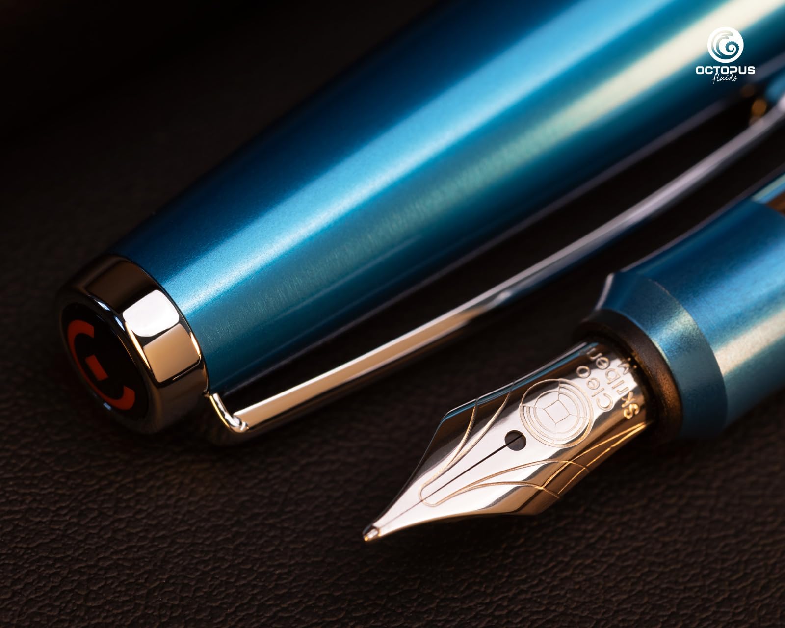 Set di penne stilografiche Cleo Skribent Colour blue, penna stilografica a cartuccia e 30 ml di inchiostro blu