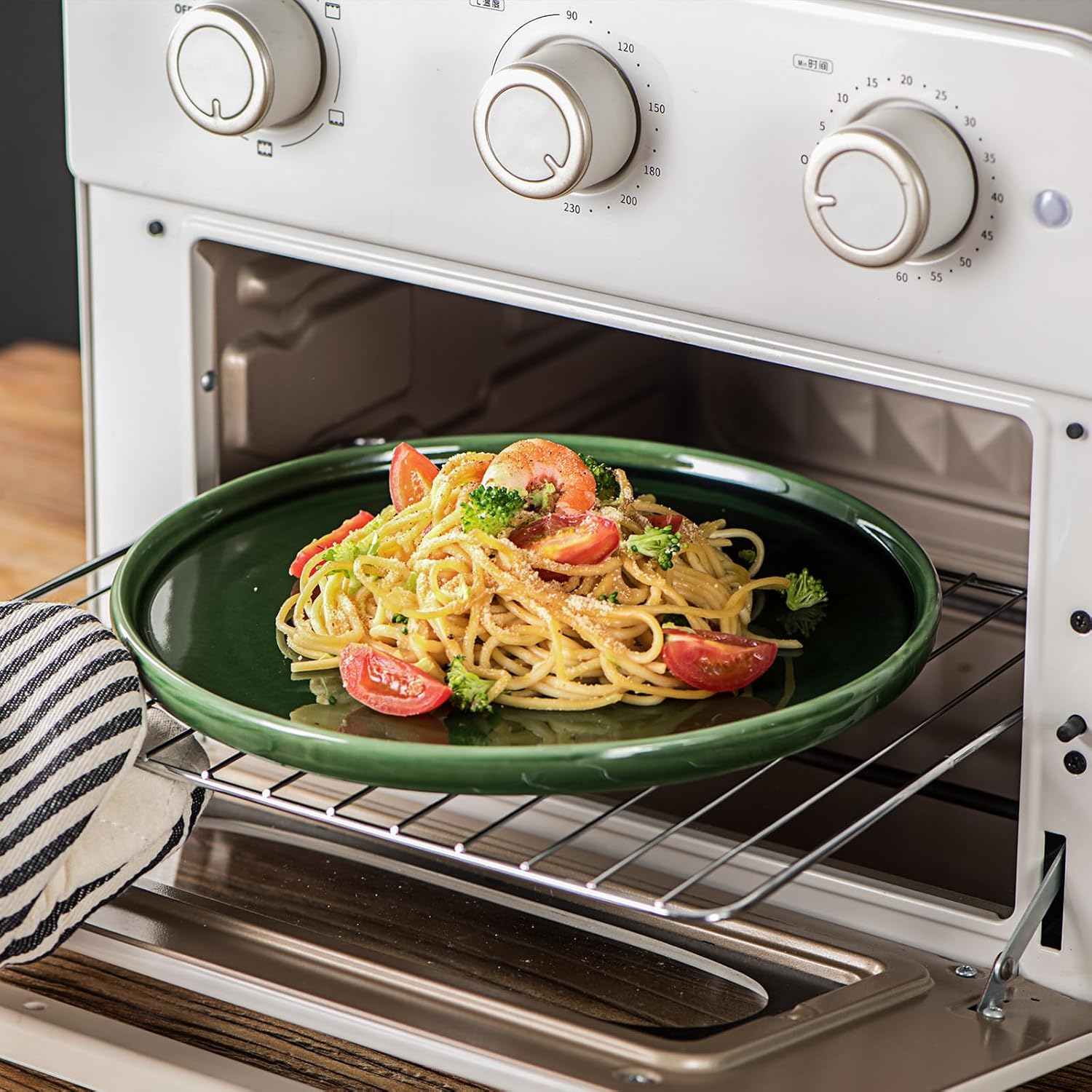 vicrays Ceramic Dinner Plates Set - Porcelain 10 Inch Flat Steak Pasta Pizza Plate Home Party Restaurant Plate Scratch Resistant Microwave Oven and Dishwasher Safe Set of 6 Green - Image 5