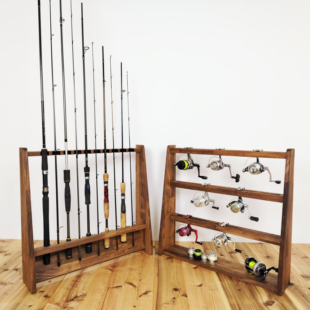 ロッドスタンド 10本 リールスタンド
小物置き　炙り加工　国産ヒノキ製
完成品 Amazon.co.jp: WOOD WORKS ロッドスタンド10本掛け+リールスタンドA