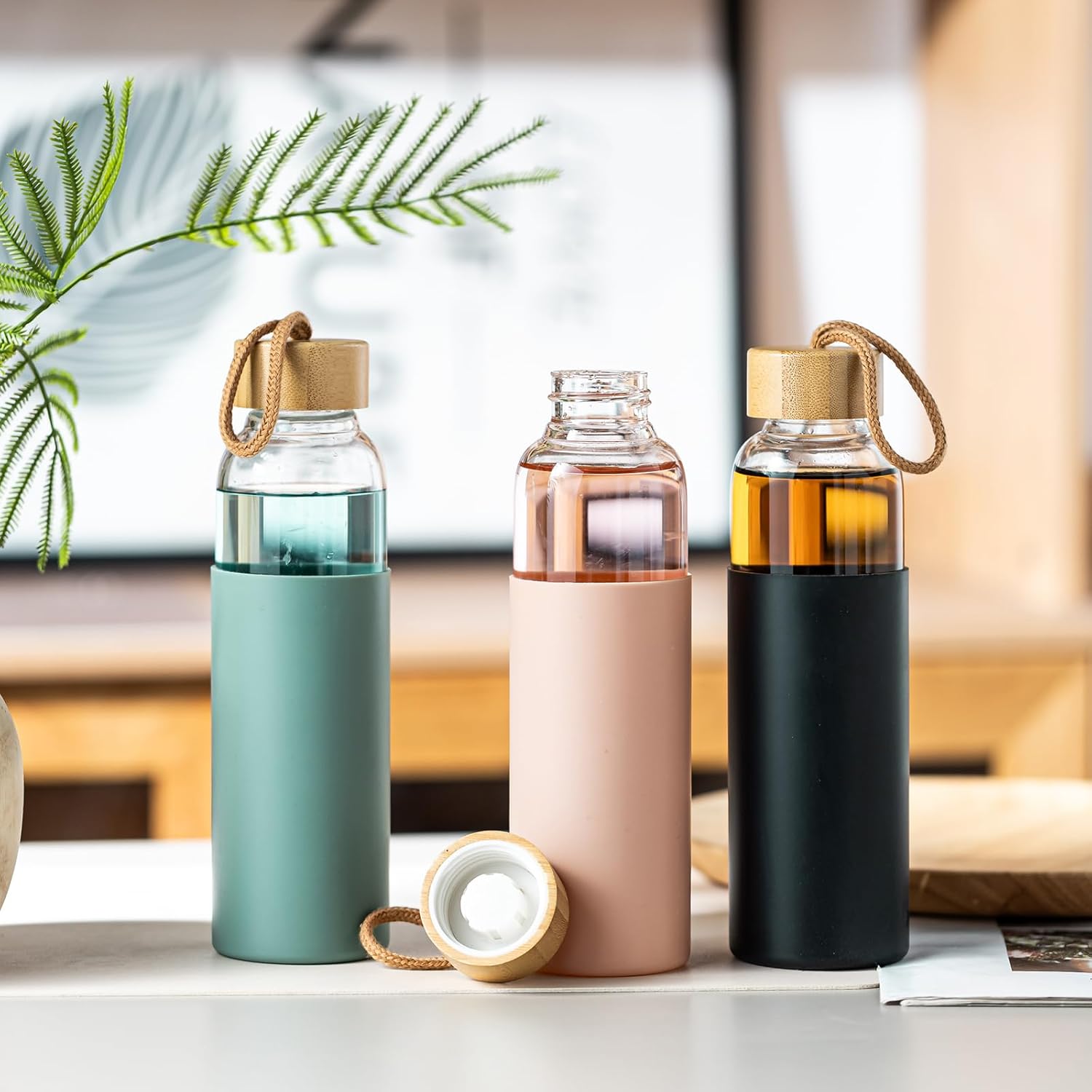 21 oz Borosilicate Glass Water Bottles with Silicone Sleeve & Leak-proof Lid,BPA Free, Dishwasher Safe-Reusable Clear Glass Drinking for Hot and Cold Drinks,Gym Travel Office cu.20.5 ft.(Green+Pink) - Image 5