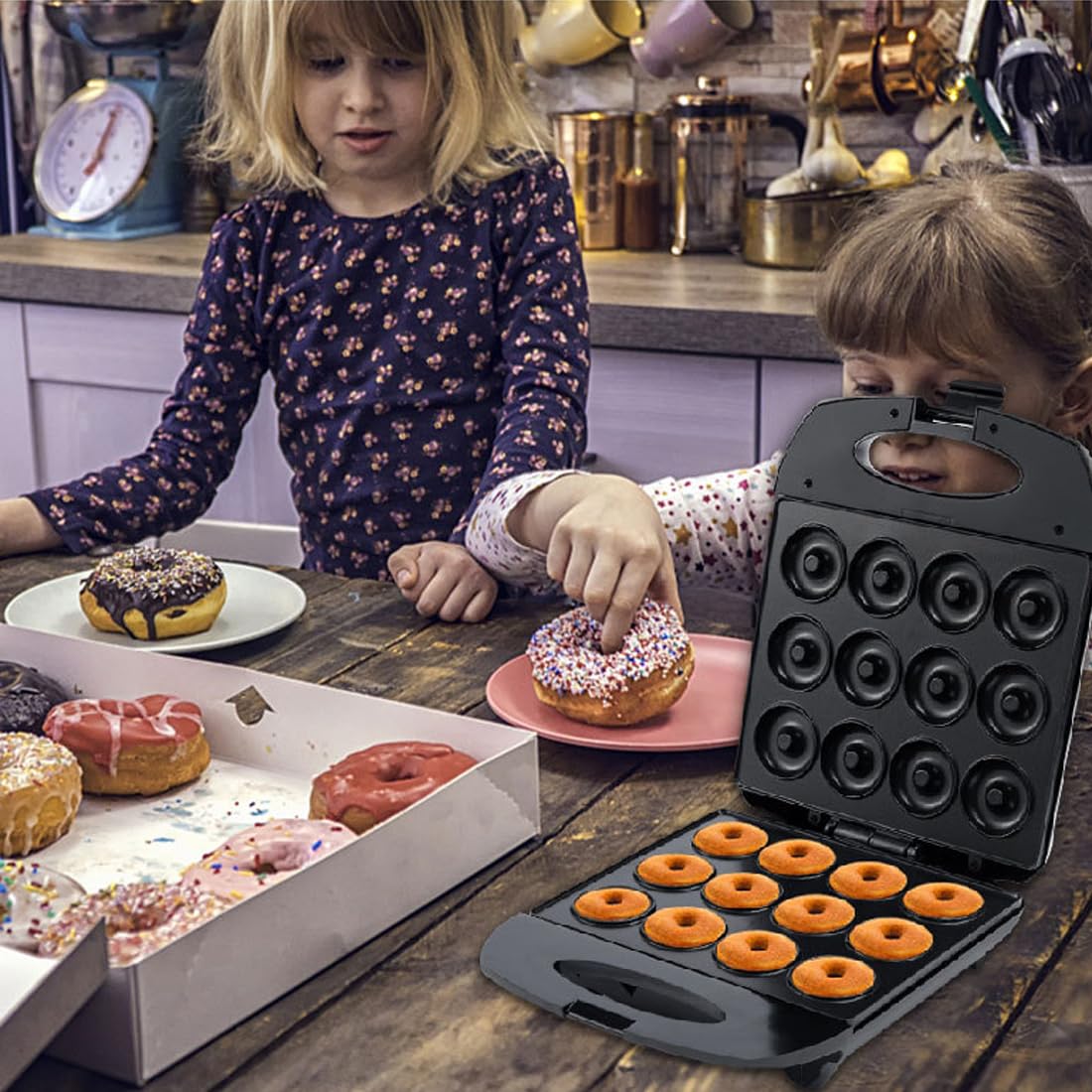 SOKANY SK-821 1200W Machine à Mini Beignets Électrique, Appareil à Donuts pour 12 Petit Beignet, Revêtement Antiadhésif, Facile à Nettoyer, Thermostat Automatique