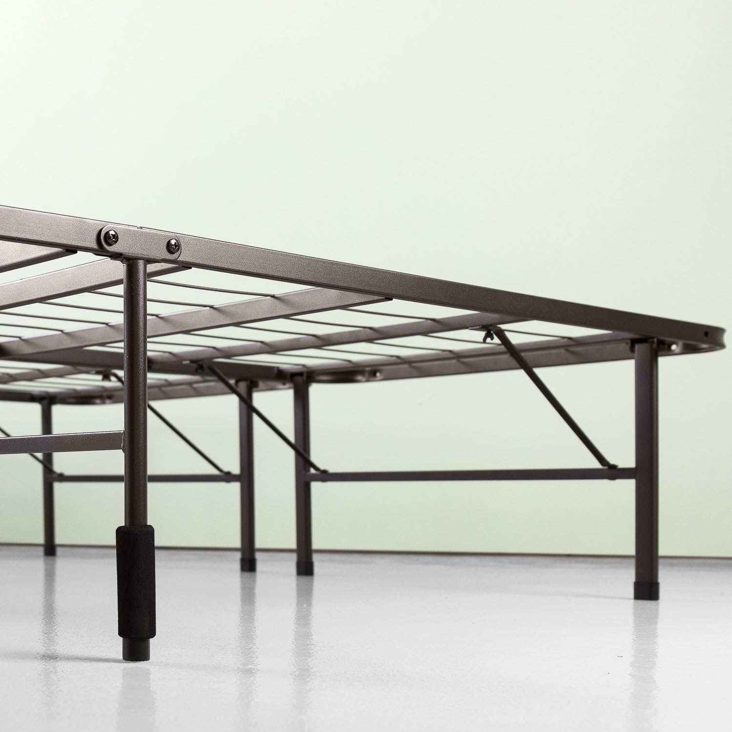 Zinus 14 Inch SmartBase Mattress Foundation, Platform Bed Frame, Box Spring Replacement, Quiet Noise-Free, Maximum Under-bed Storage in Industrial Brown, Queen