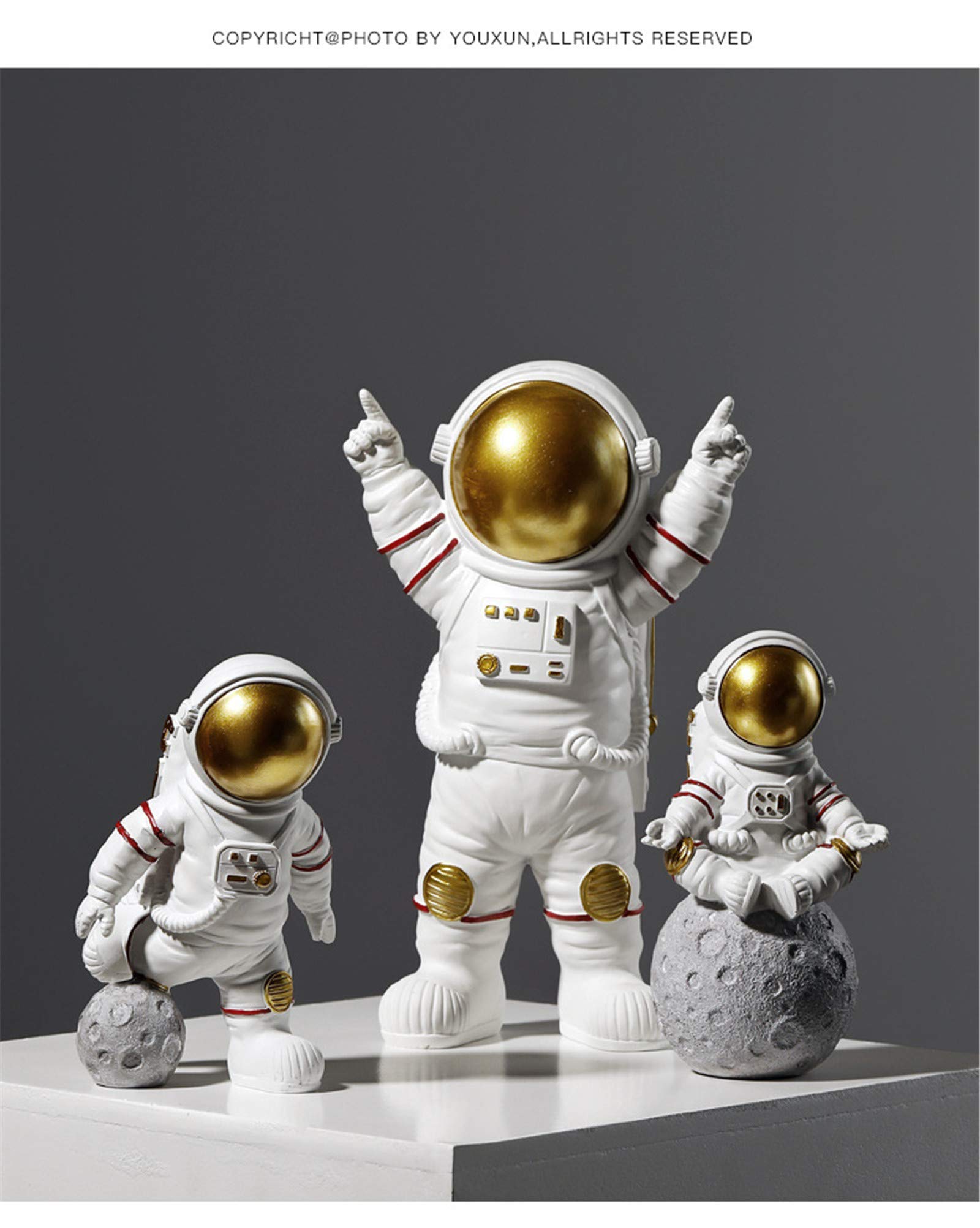 Amazon.co.jp: 宇宙飛行士フィギュアファッション宇​​宙飛行士と月の