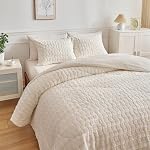 Wajade Faux Rabbit Fur Comforter Set Ultra Soft Fluffy Bedding Comforter Set Luxury Rectangle Pattern Plush Fuzzy 3 Pieces Bed Set(1Comforter+2 Pillowcases) (Full Size, Ivory White)