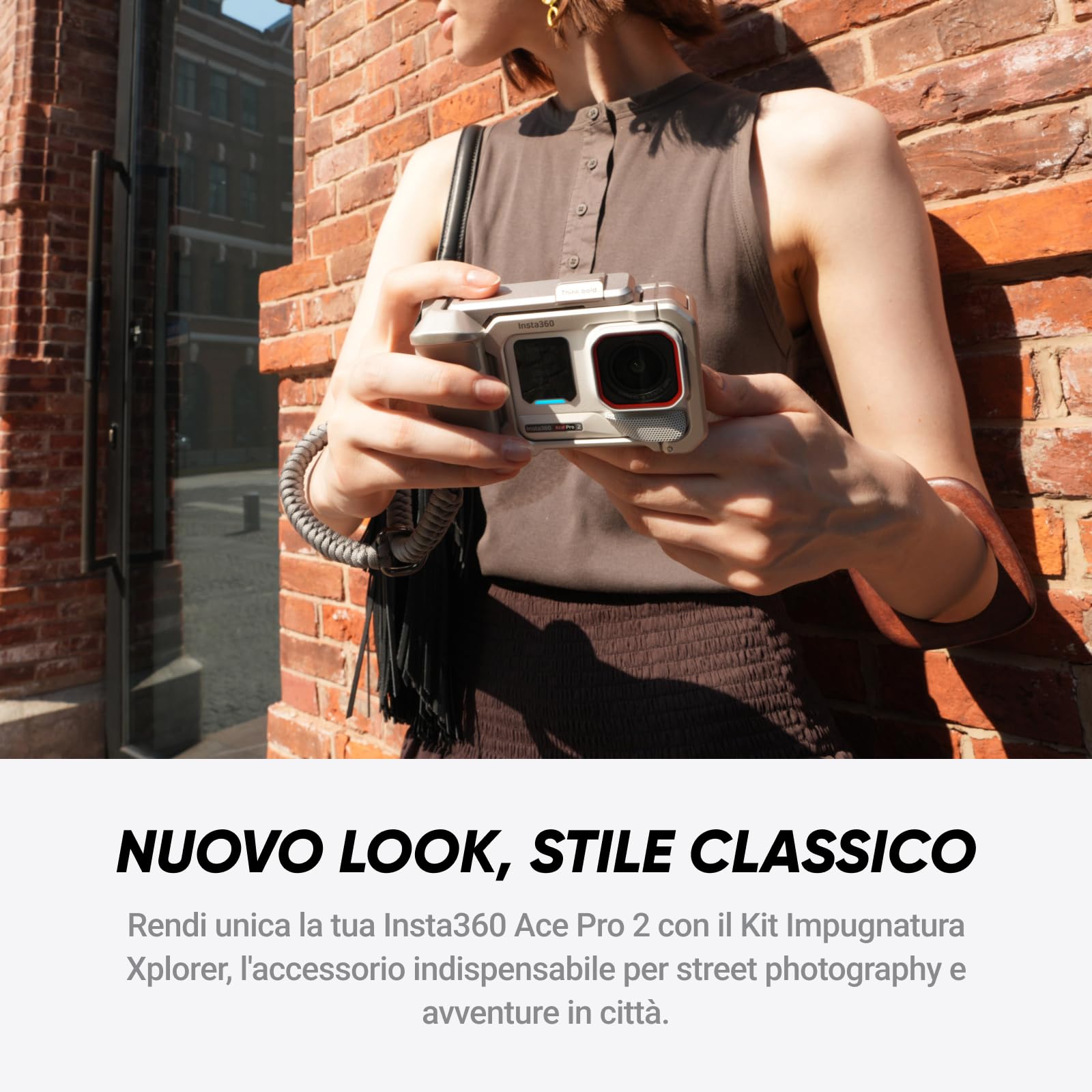 Insta360 Ace Pro 2 in Edizione Limitata Bianco Artico - Pack Xplorer Argento Perla: Videocamera 8K Co-progettata con Leica,Sensore da 1/1,3",Prestazioni imbattibili in condizioni di scarsa luminosità.