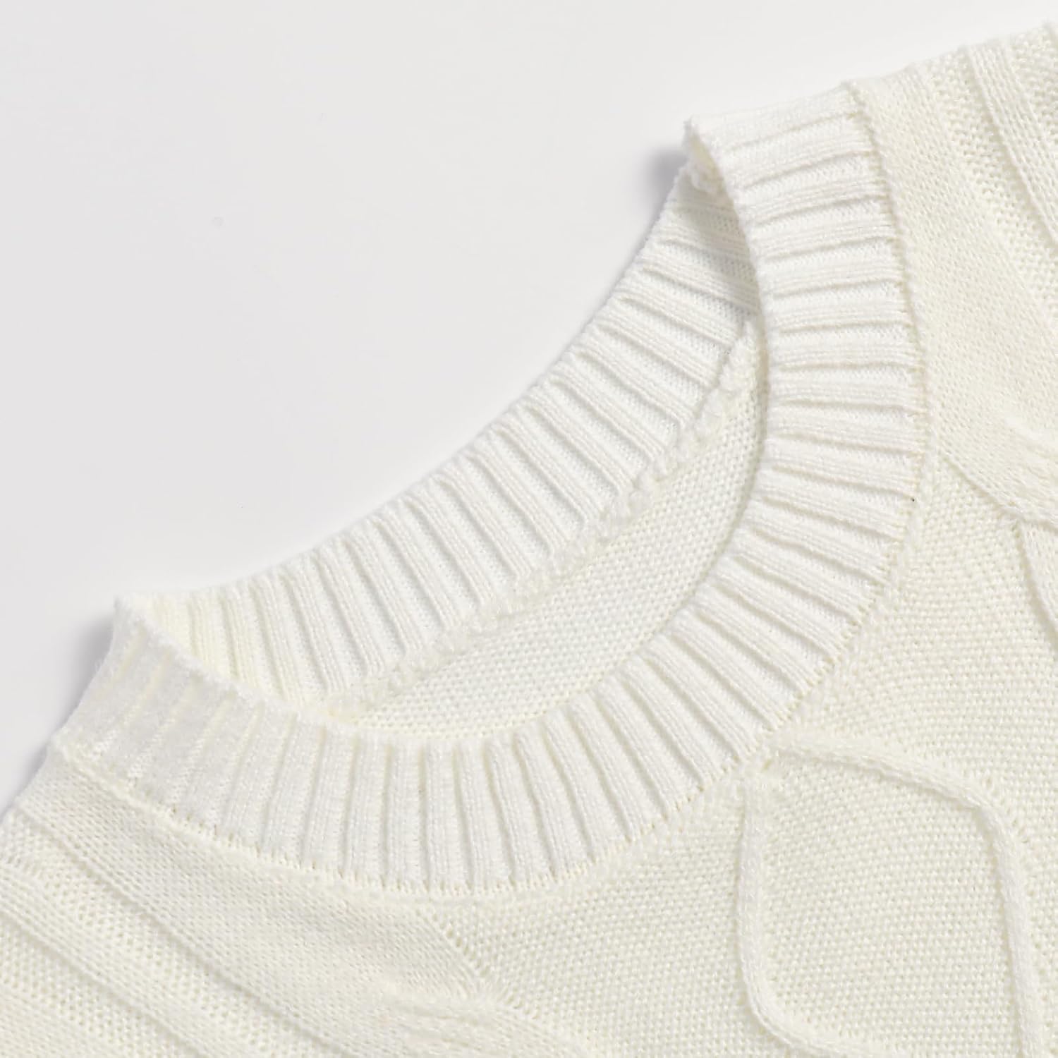 Women's Summer Sweater Short Sleeve Casual Round Neck Knit Sweater - Image 3