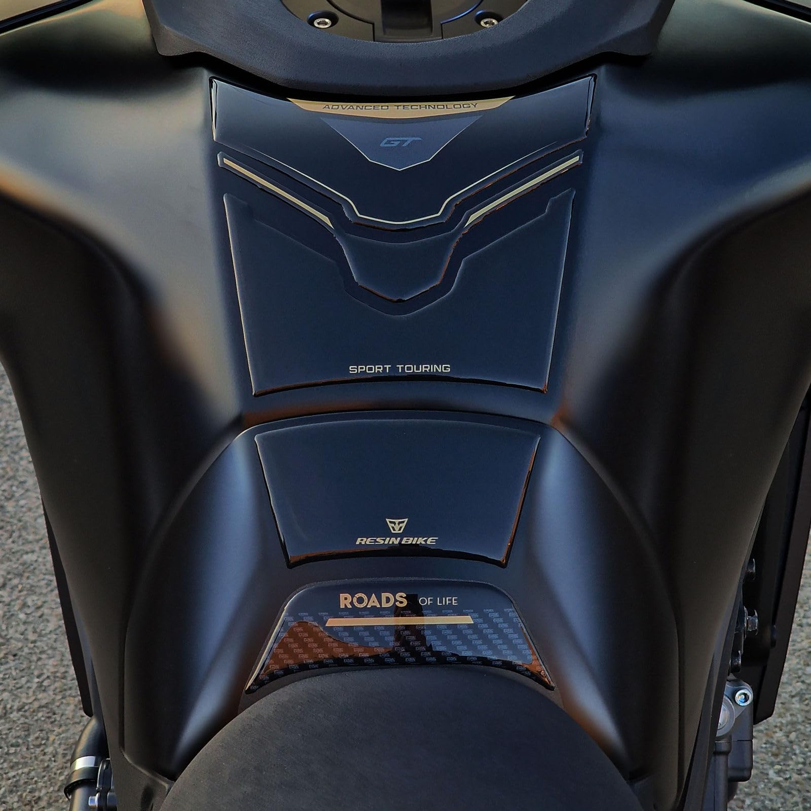 Resin Bike Autocollant Moto Compatibles Avec Yamaha Tracer 9 2021. Protection Bouchon De Réservoir à 5 Trous Contre Les Chocs Et Les Éraflures. Autocollant 3D Résinés