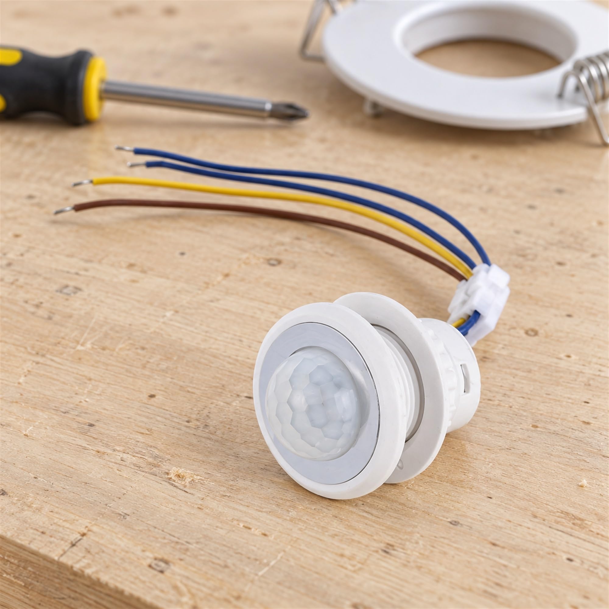 PIR Motion Sensor Switch, Adjustable Automatic Lighting Control Accessory for LED Installation in Indoor Spaces