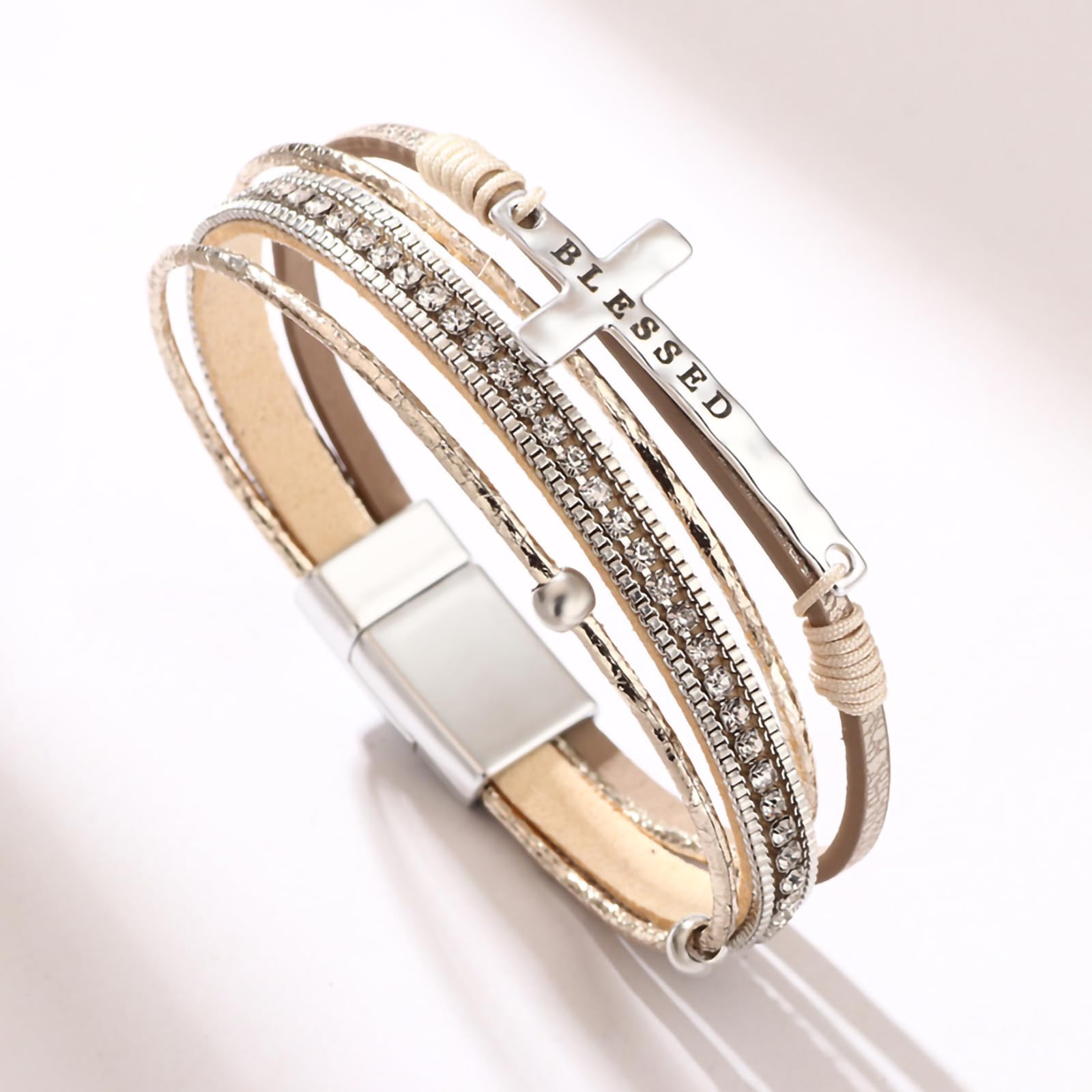 Fesciory Leopard Bracelet for Women, Boho Leather Wrap Multi-Layer Pearl Crystal Bracelet Bangle Jewelry