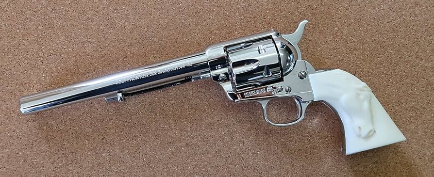 SAA ピースメーカー　モデルガン　ハートフォード 輝く銀色！ ハートフォード、モデルガン「SAA.45ピースメーカー