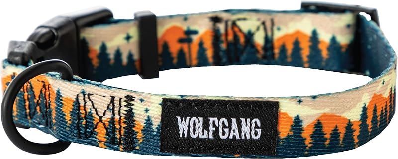 Wolfgang Collar para perro ajustable y resistente con hebilla de nailon de liberación rápida para caminar y entrenar, estampado Overland, pequeño