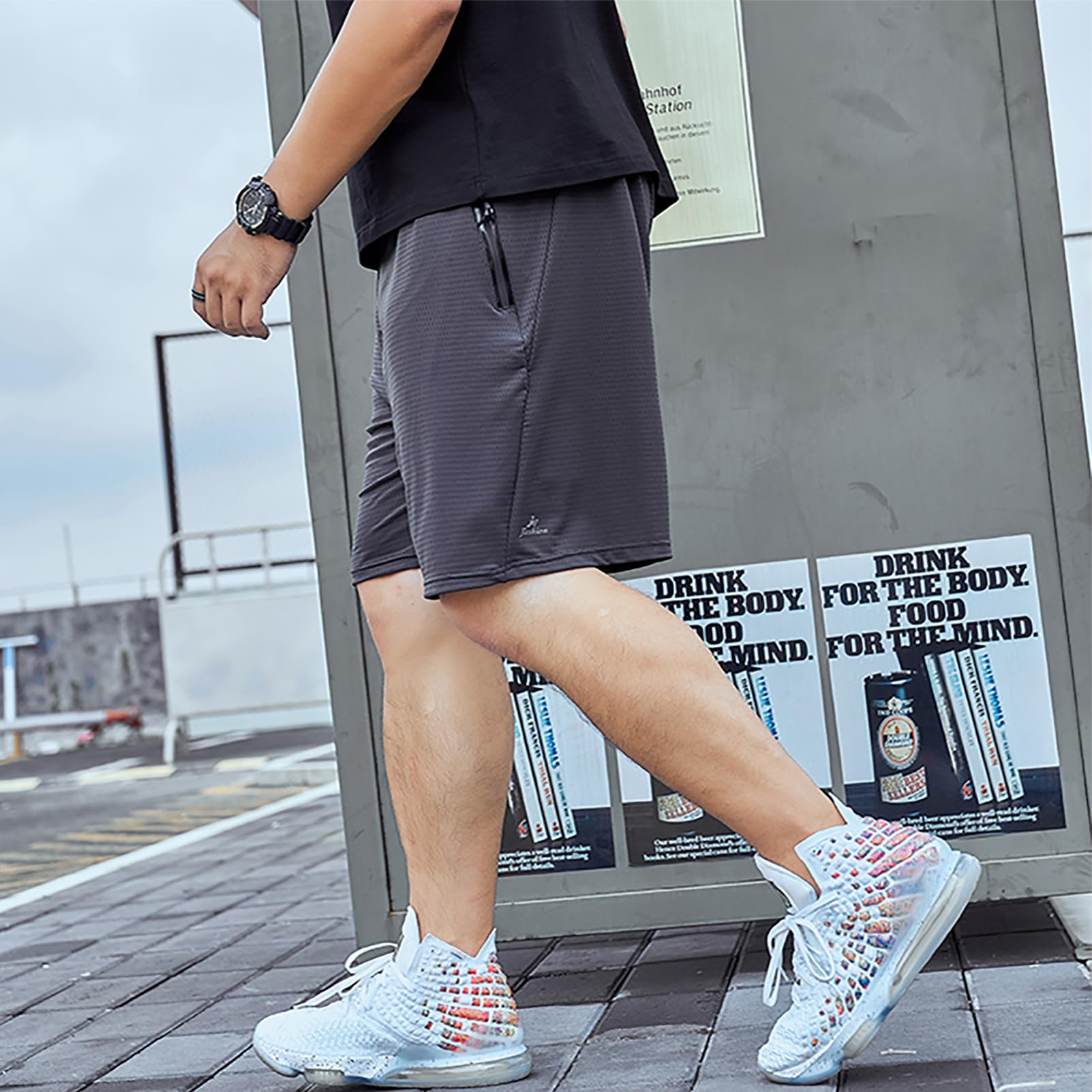 Homme Grande Taille Short de Sport en Maille Extensible Séchage Rapide Short de Course avec Poches Zippées (S-6XL)