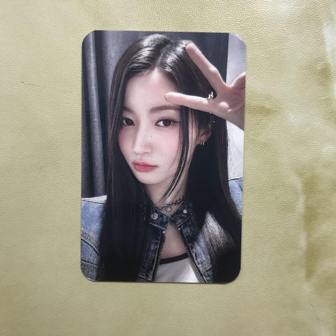 Amazon.co.jp: babymonsterアサ サノクM Countdown人気歌謡2週目トレカ  