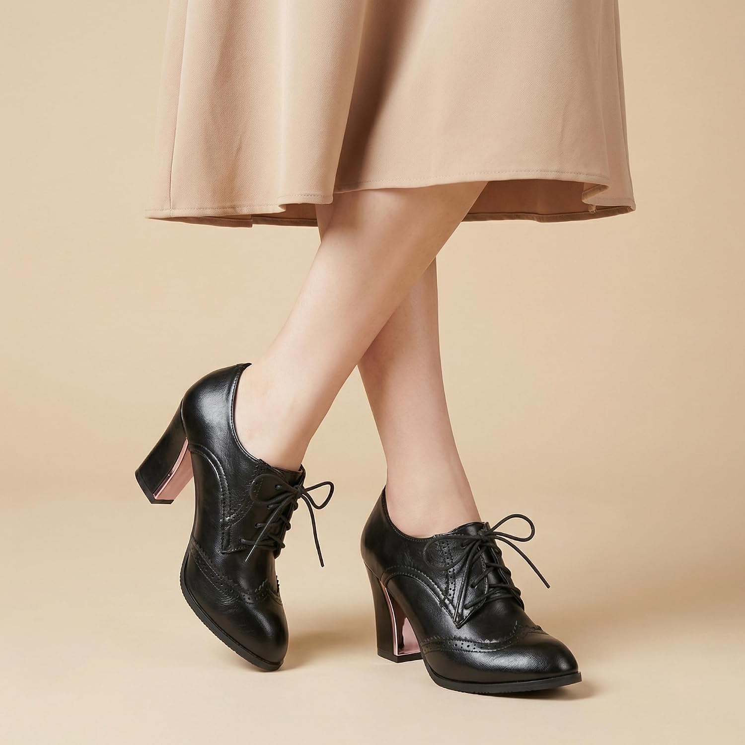 Women's Lace-Up Oxford Heels Brogue Wingtip Block Heel Pumps