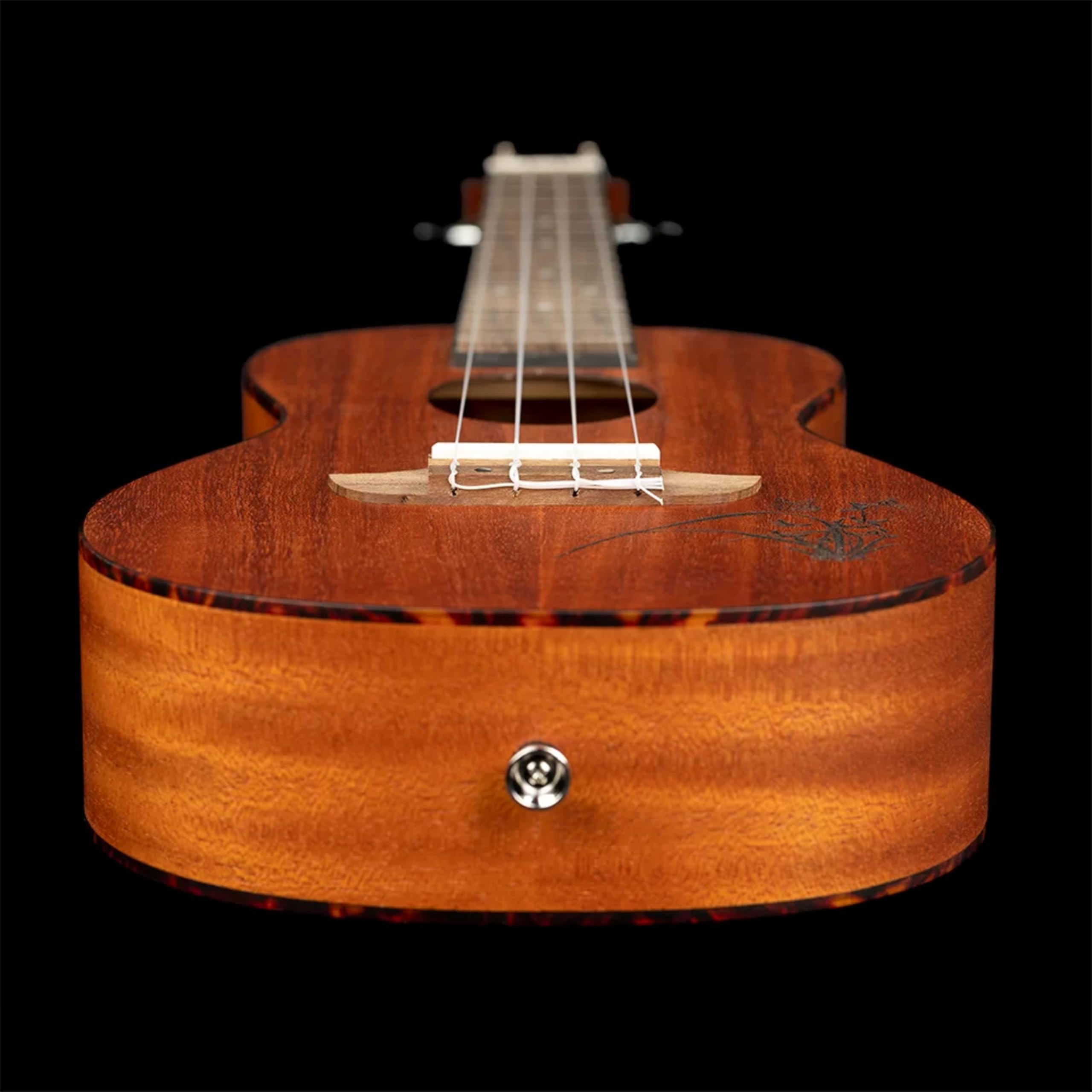 Ortega Guitars Ukulele Concerto Acustico – Bonfire Series – Sapele, Natural (RU5MM)