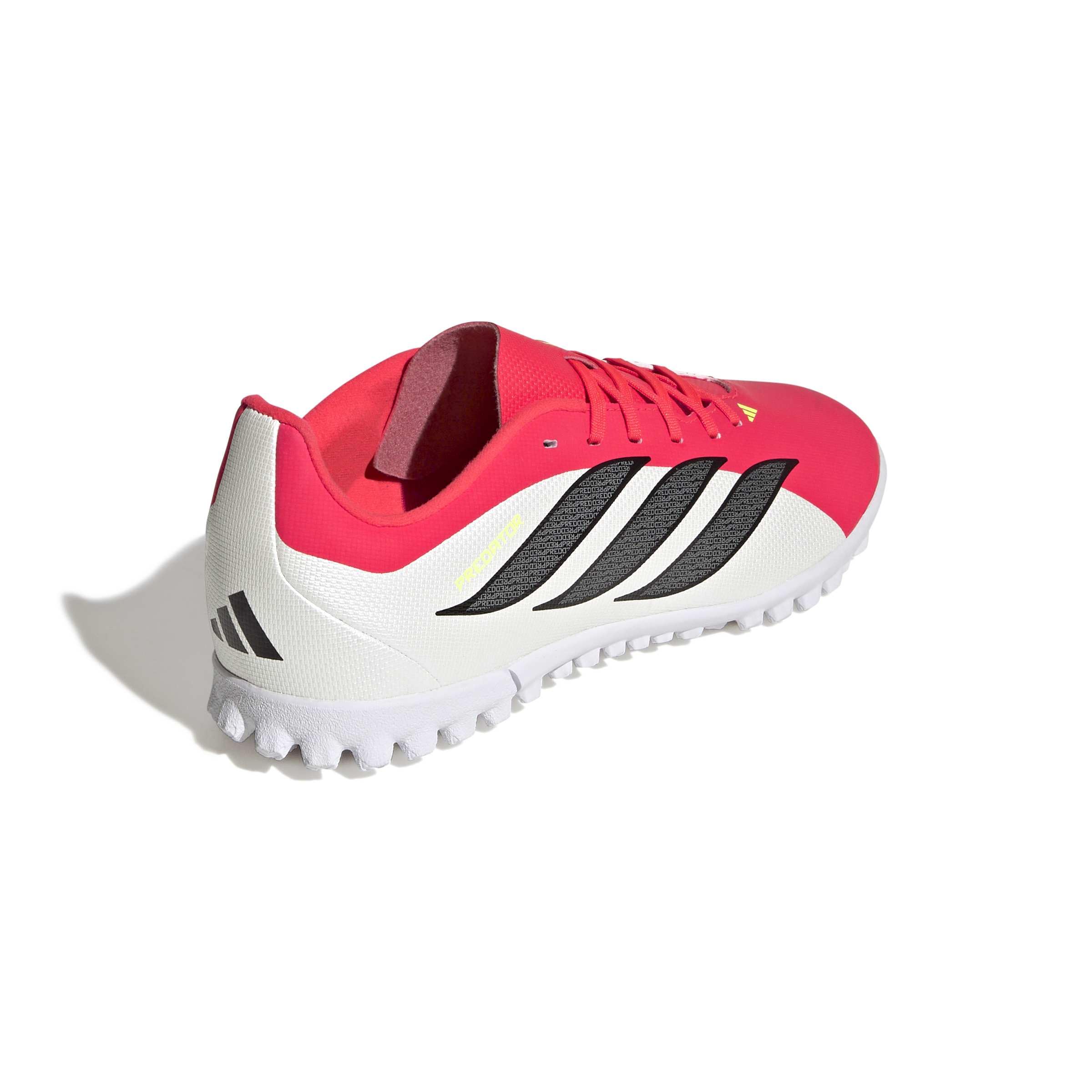 adidas Unisex Club Turf Kids Fußballschuh