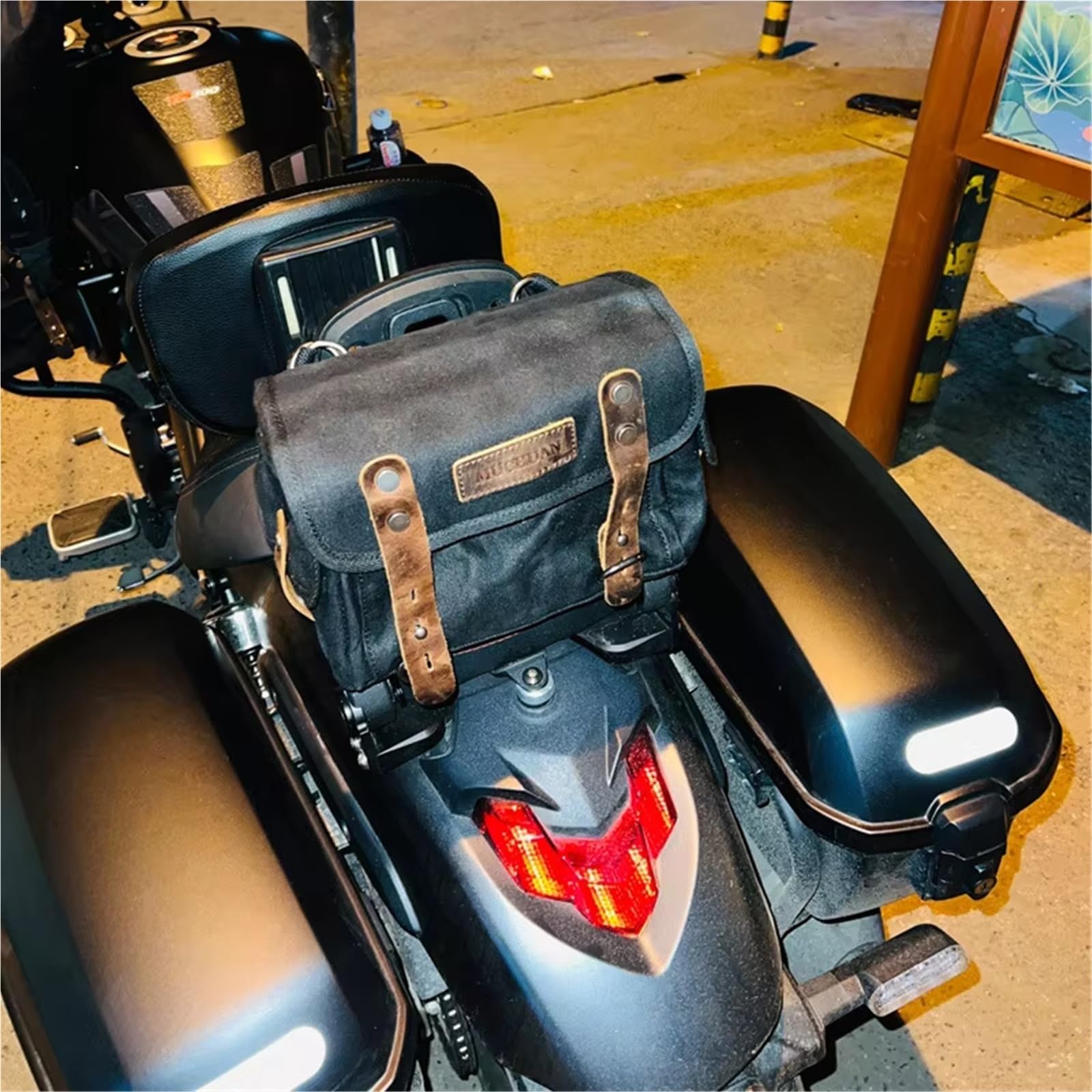 Selle Sac À Dos Moto Sacoche De Moto Étanche Vintage Rétro Arrière Pour En Toile Cirée Côté Conducteur