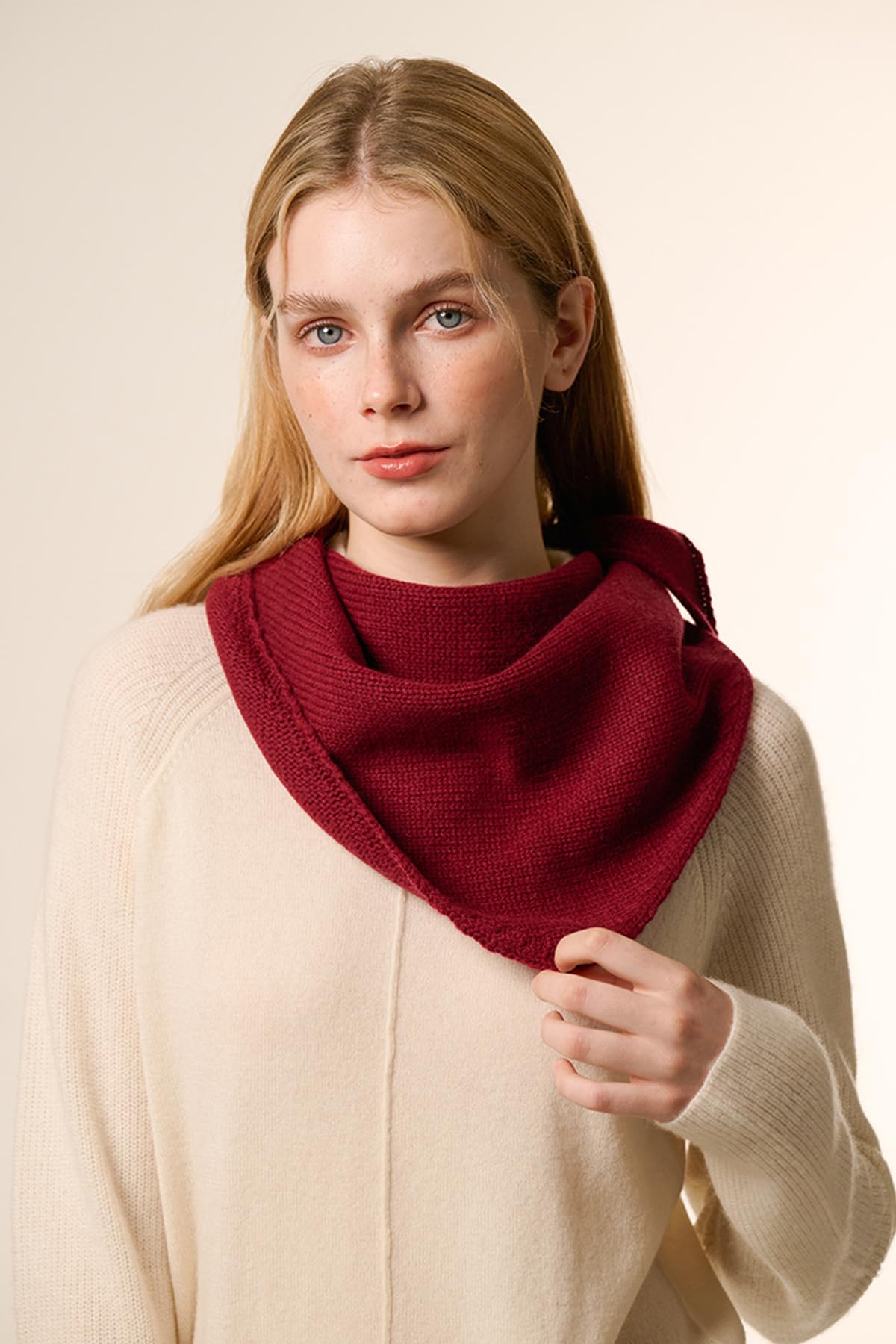 YUONNY Triangular Bufanda Chal de Punto para Mujer, 30% Cachemira y 70% Lana, Otoño Invierno Calentador de Cuello Suave y Cálida, Pequeño Estola Wrap Color Sólido Triángulo Bufanda, Regalo