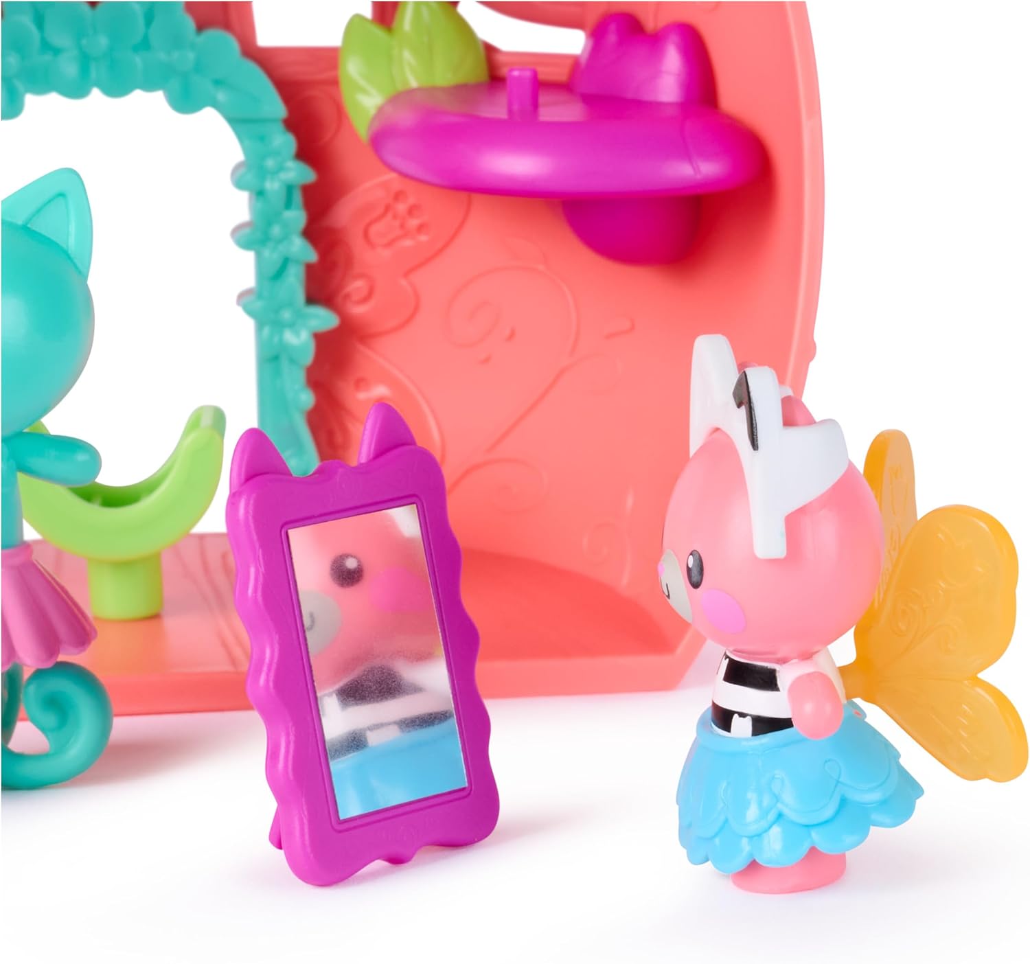 Gabby's Dollhouse Fairylandia, Kitty Fairy’s Flutter-riffic Playset with 12 Pieces & Exclusive Flutter-riffic Ring, Kids Toys for Girls & Boys Ages 3 and Up
